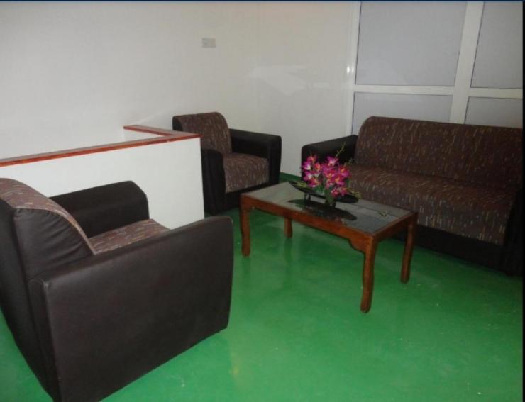 One-Bedroom Apartment photo 2