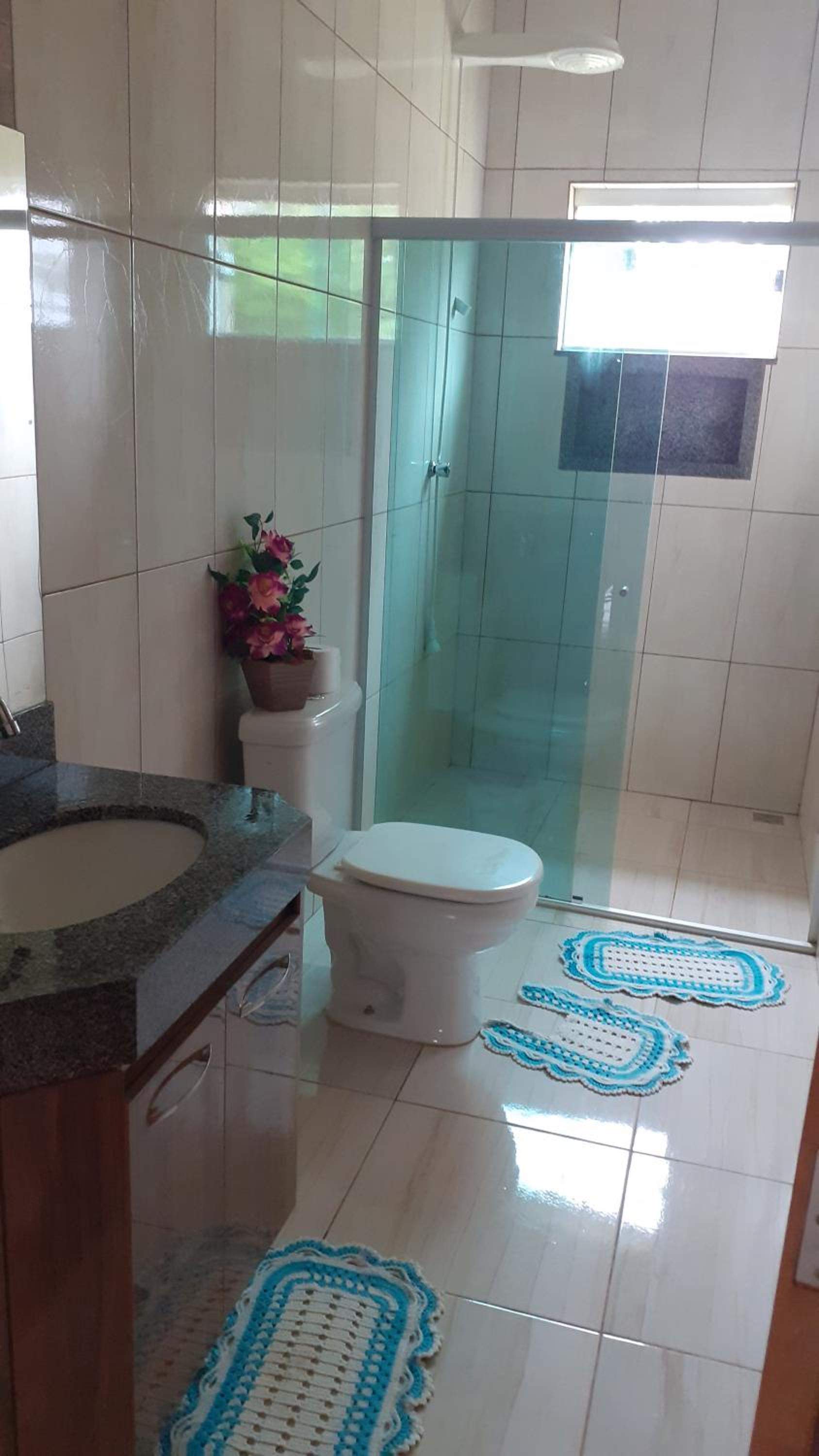 Family Room with Bathroom - Photo 2