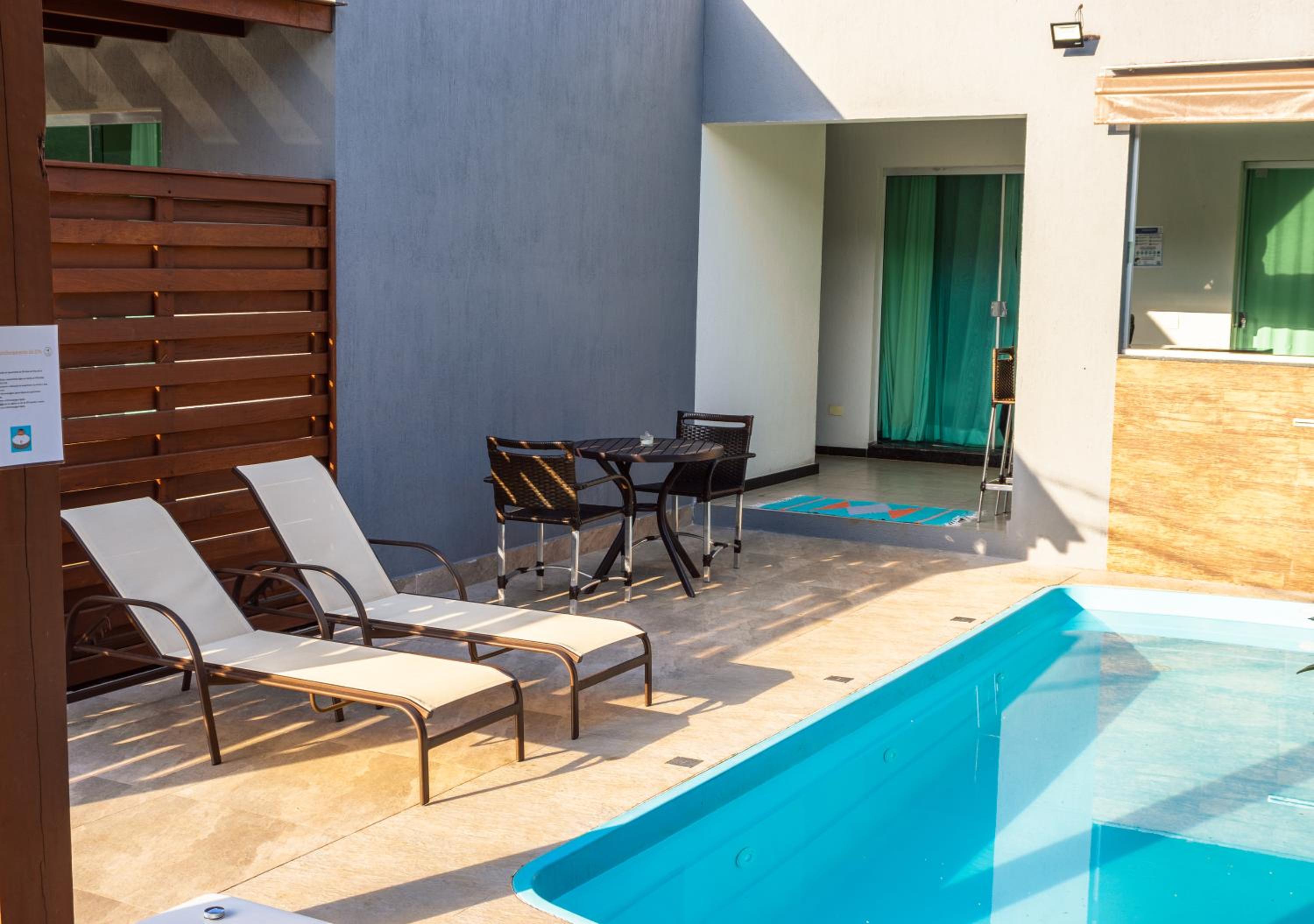 Suite with Private Pool - Photo 4
