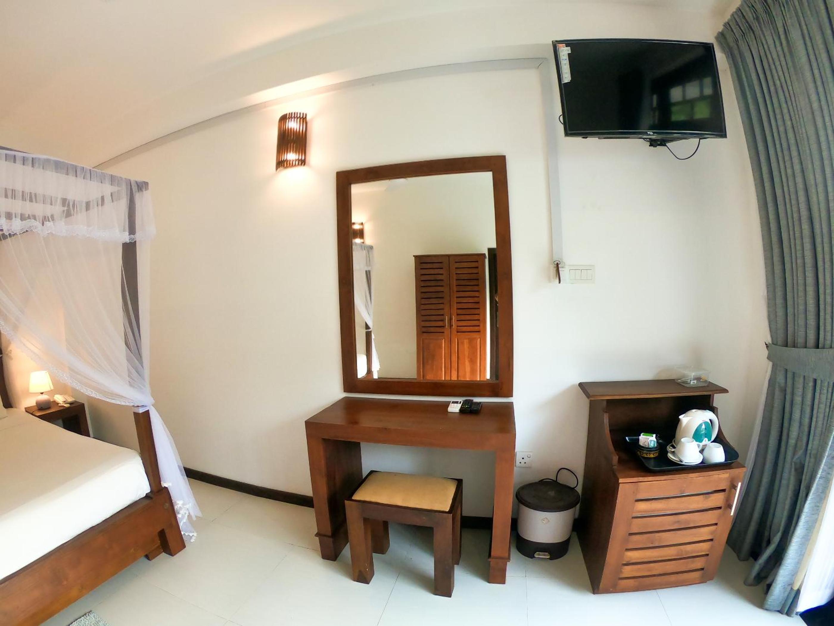 Deluxe Triple Room photo 3