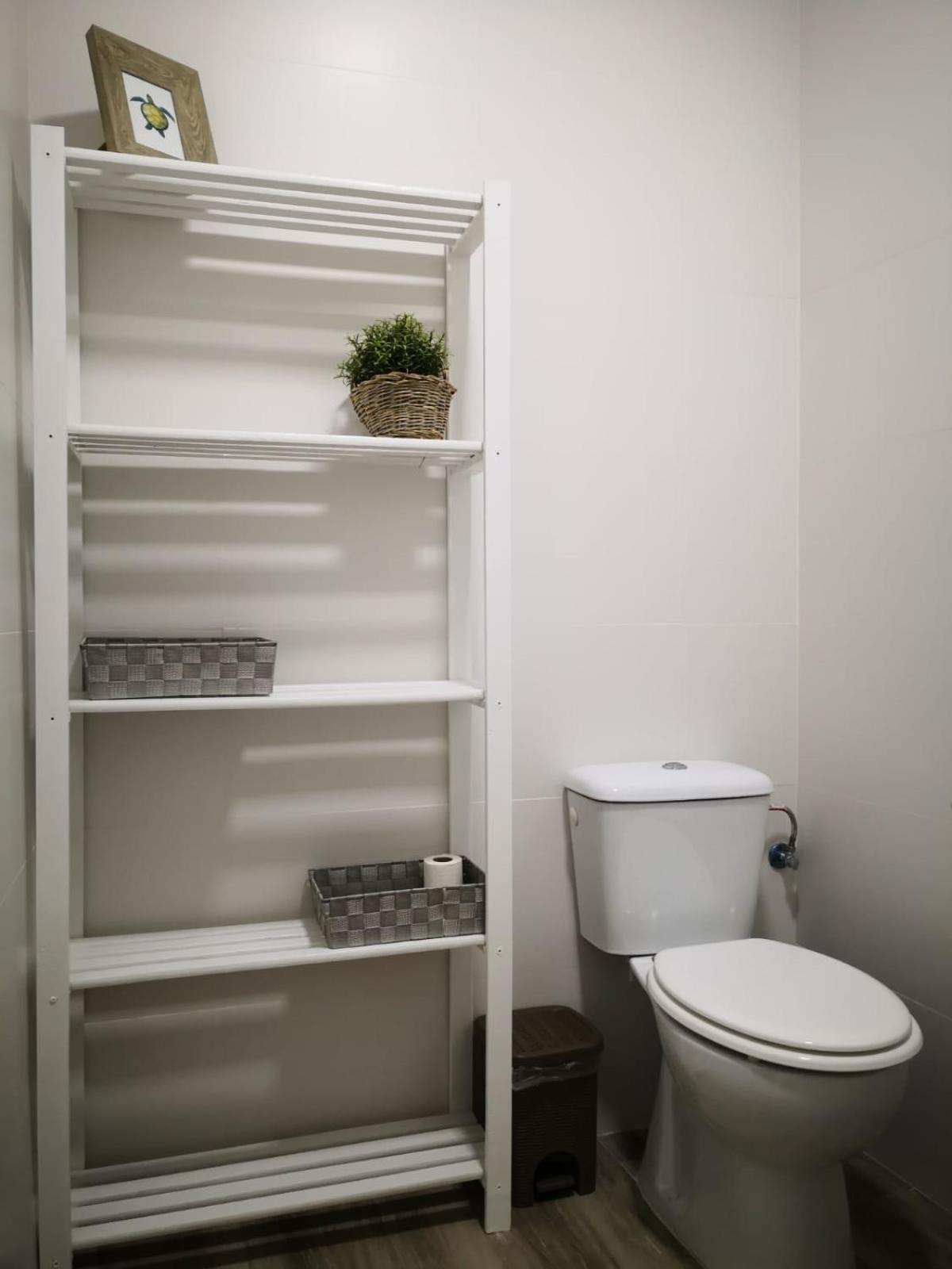 Two-Bedroom Apartment - Photo 2