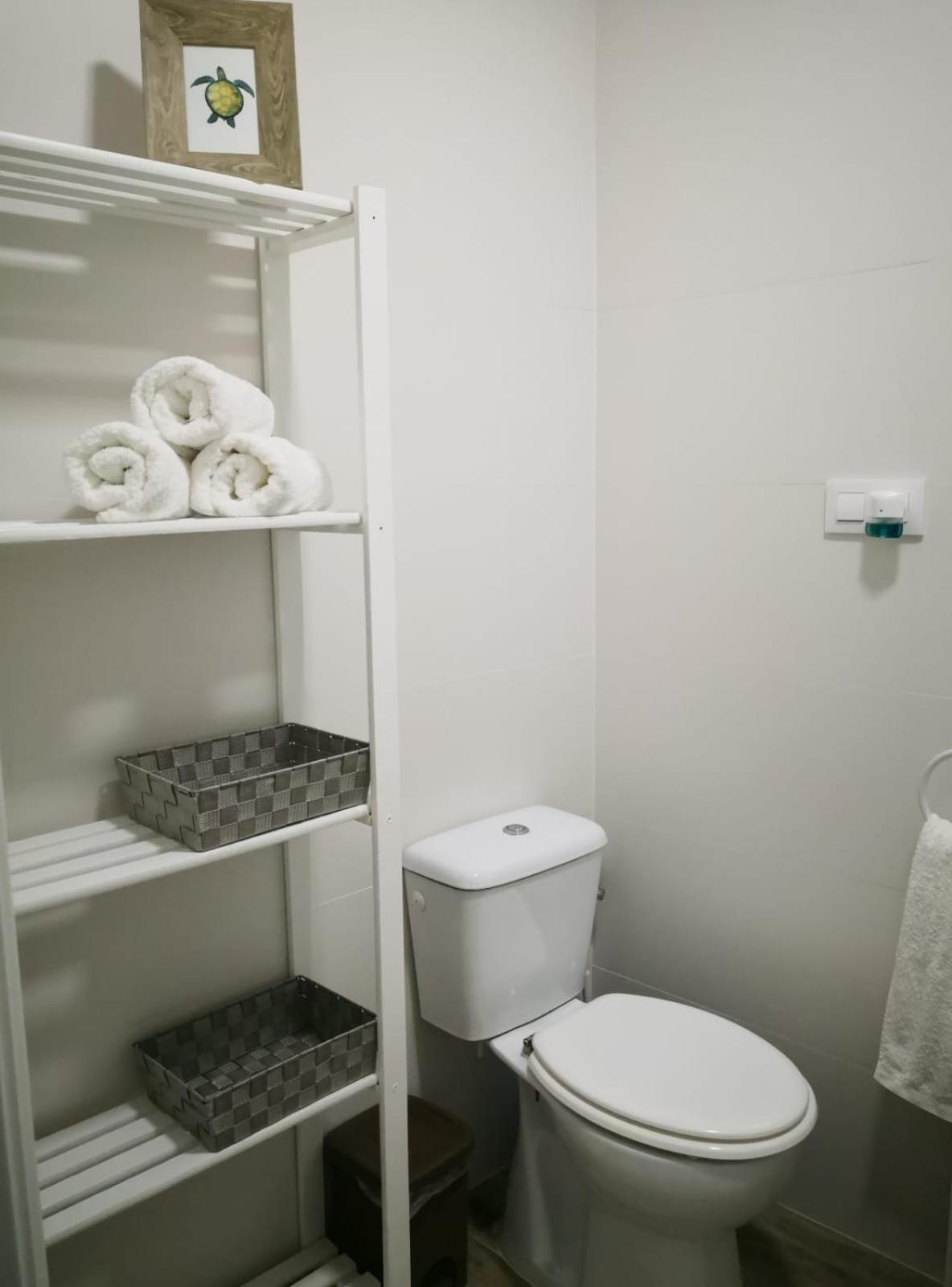 Two-Bedroom Apartment - Photo 5