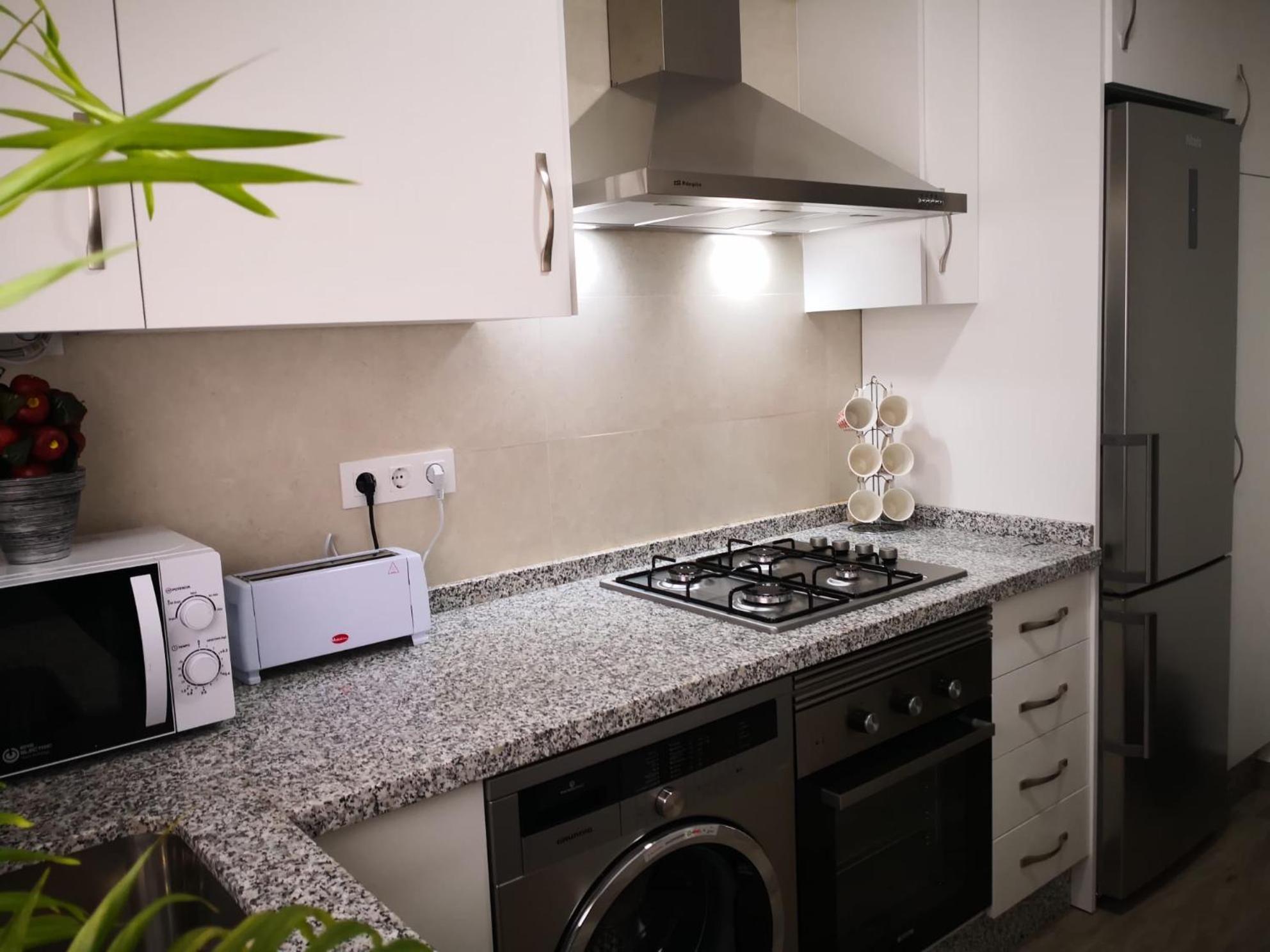 Two-Bedroom Apartment - Photo 6