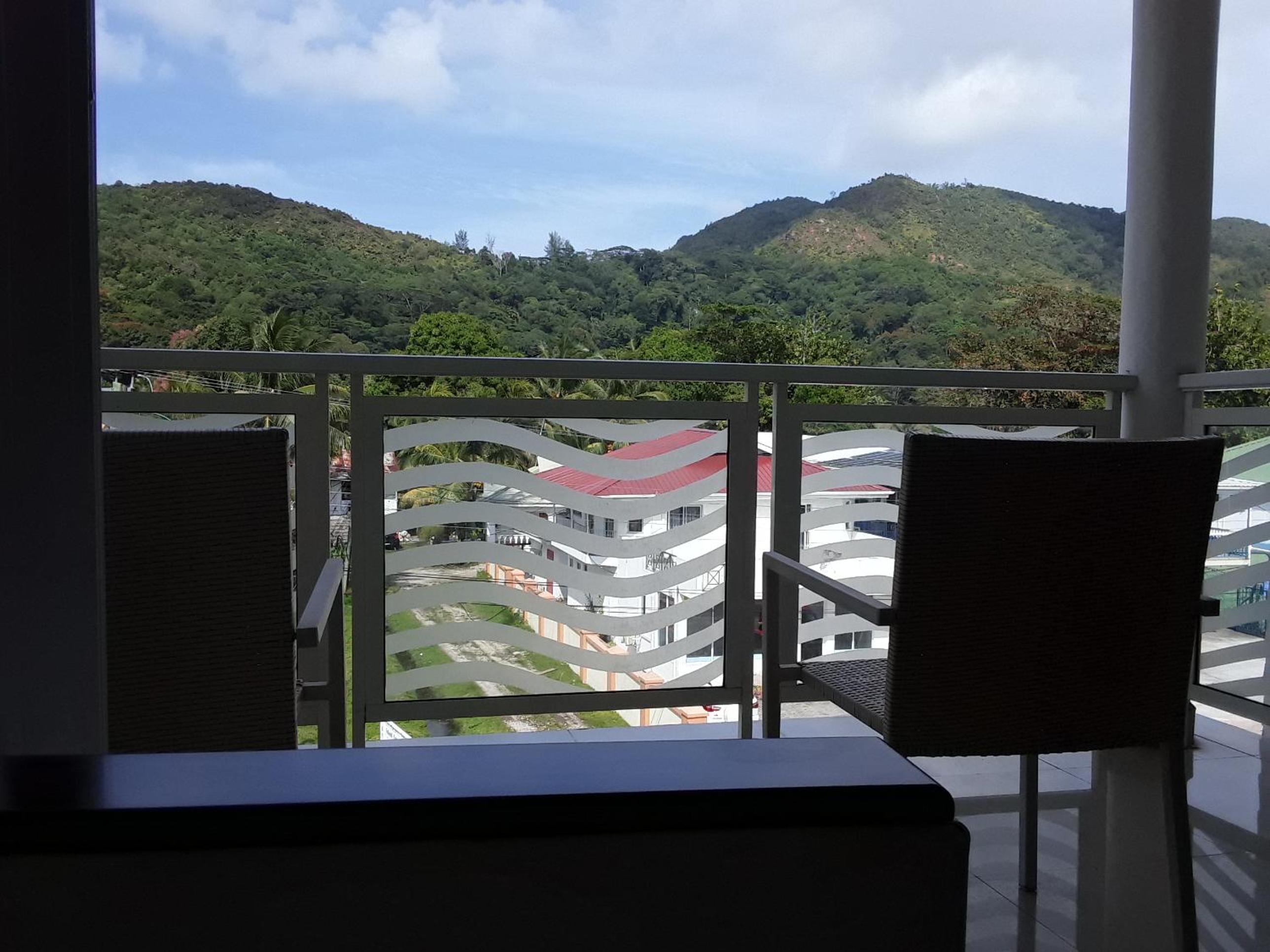 Deluxe Double Room with Balcony, photo 7