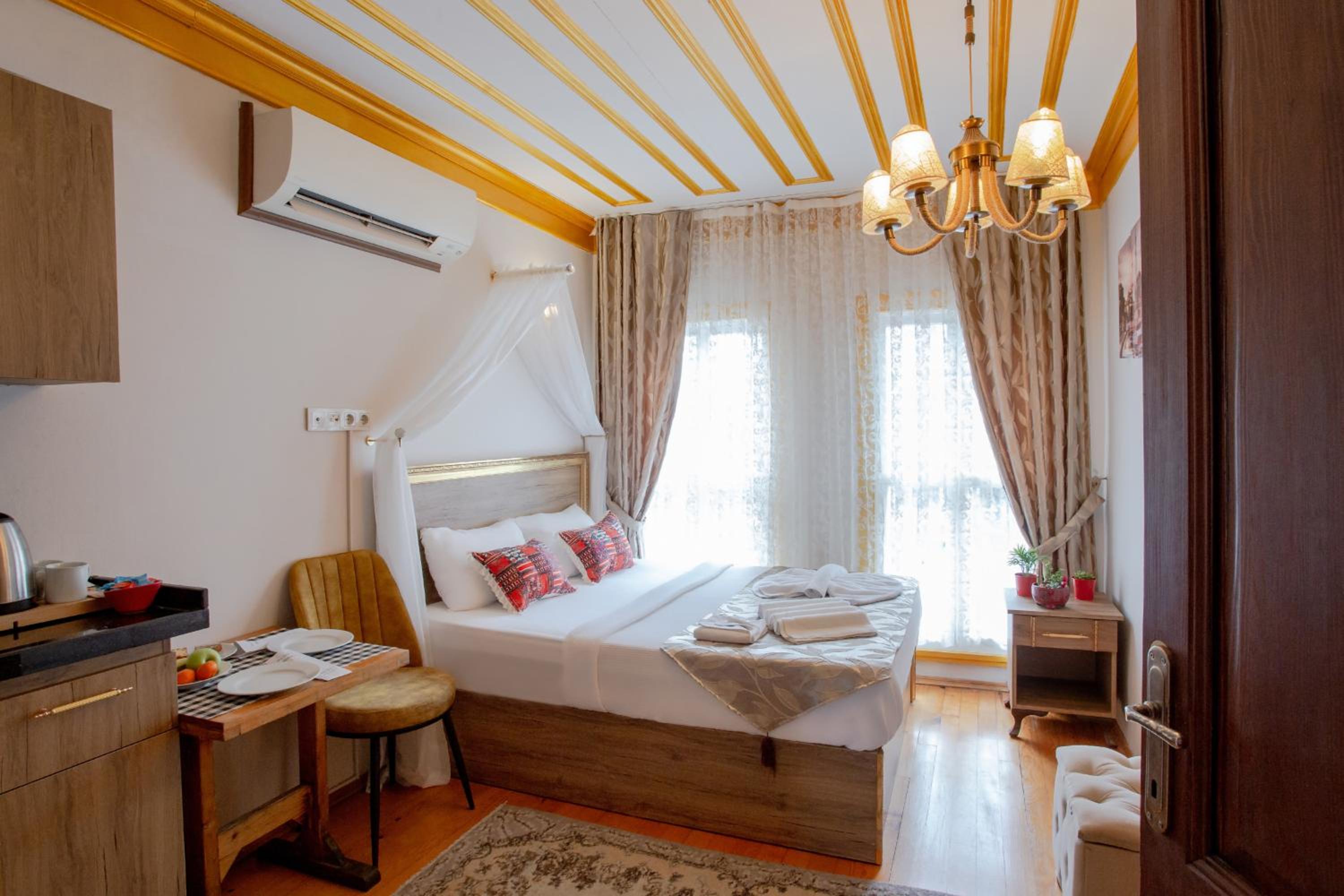 Standard Double Room photo 1