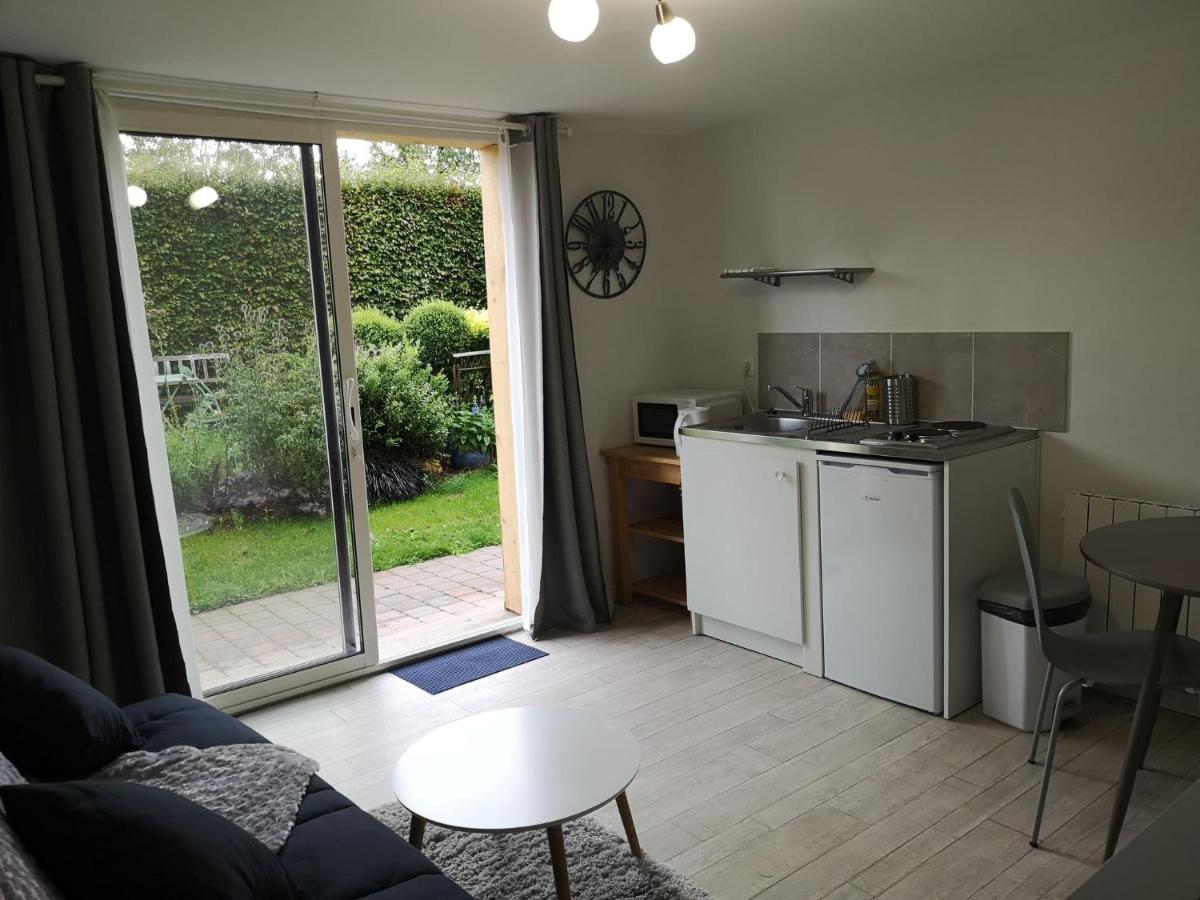 Studio with Garden View