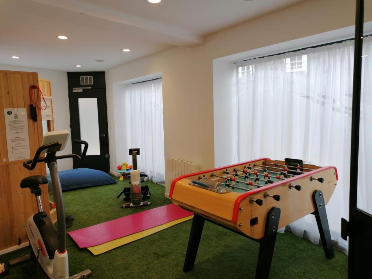 Three-Bedroom Apartment photo 2