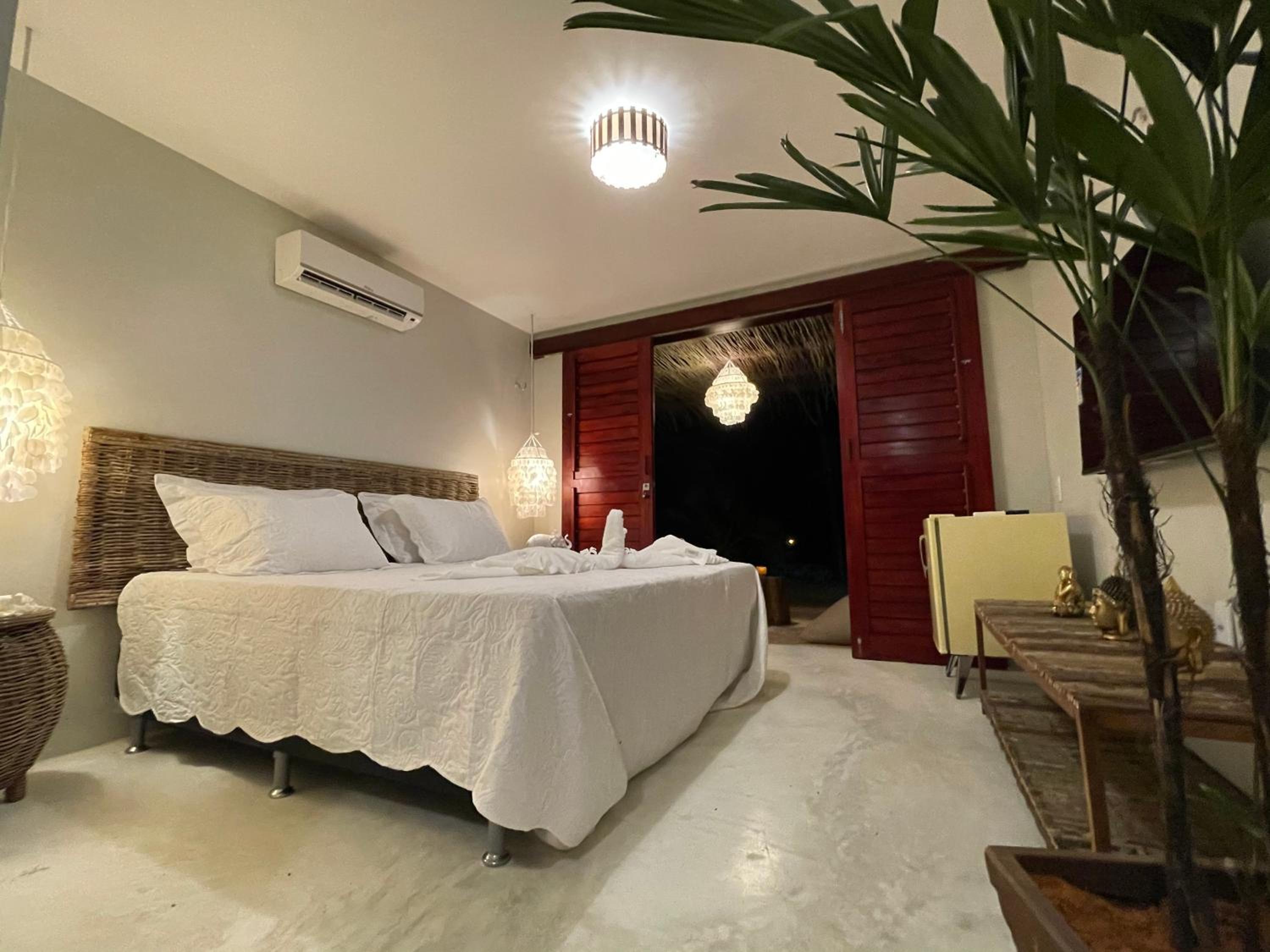 Suite with Balcony - Photo 9