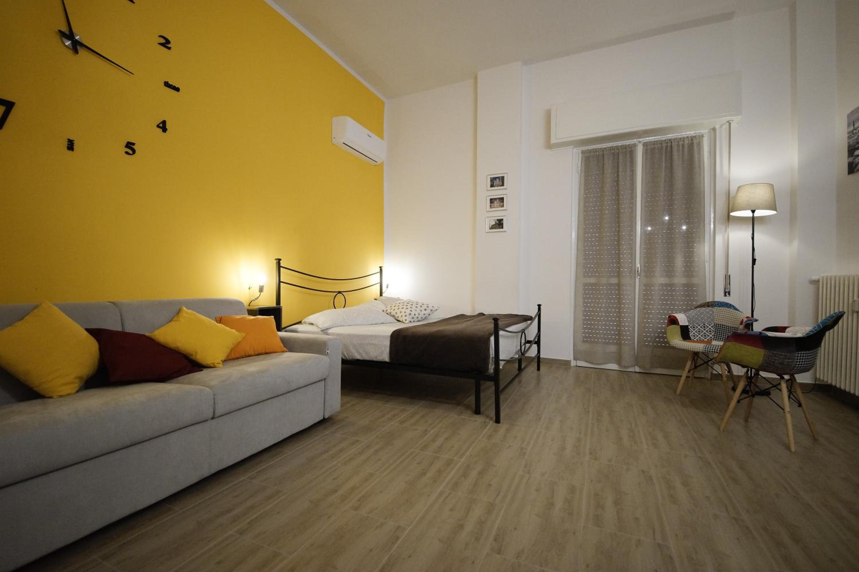 One-Bedroom Apartment