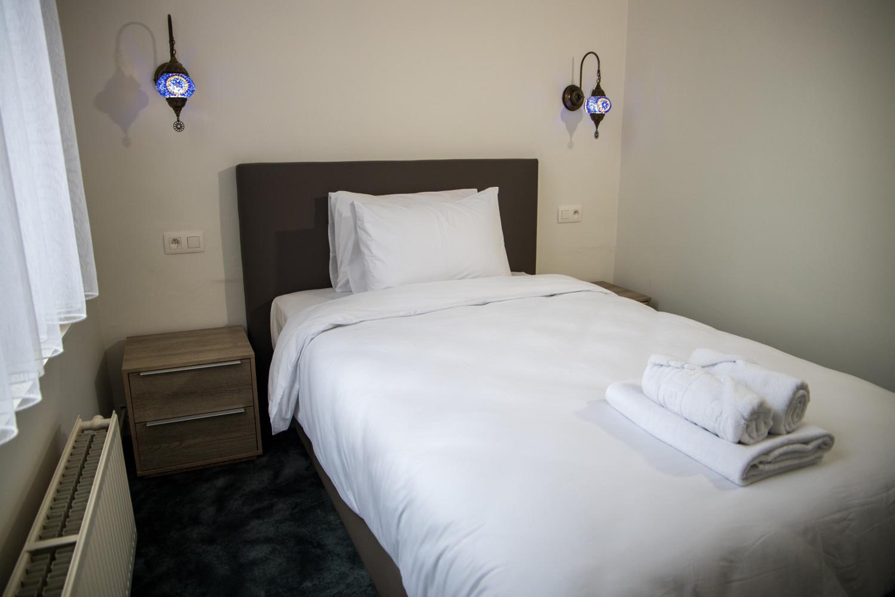 Deluxe Triple Room - Photo 5