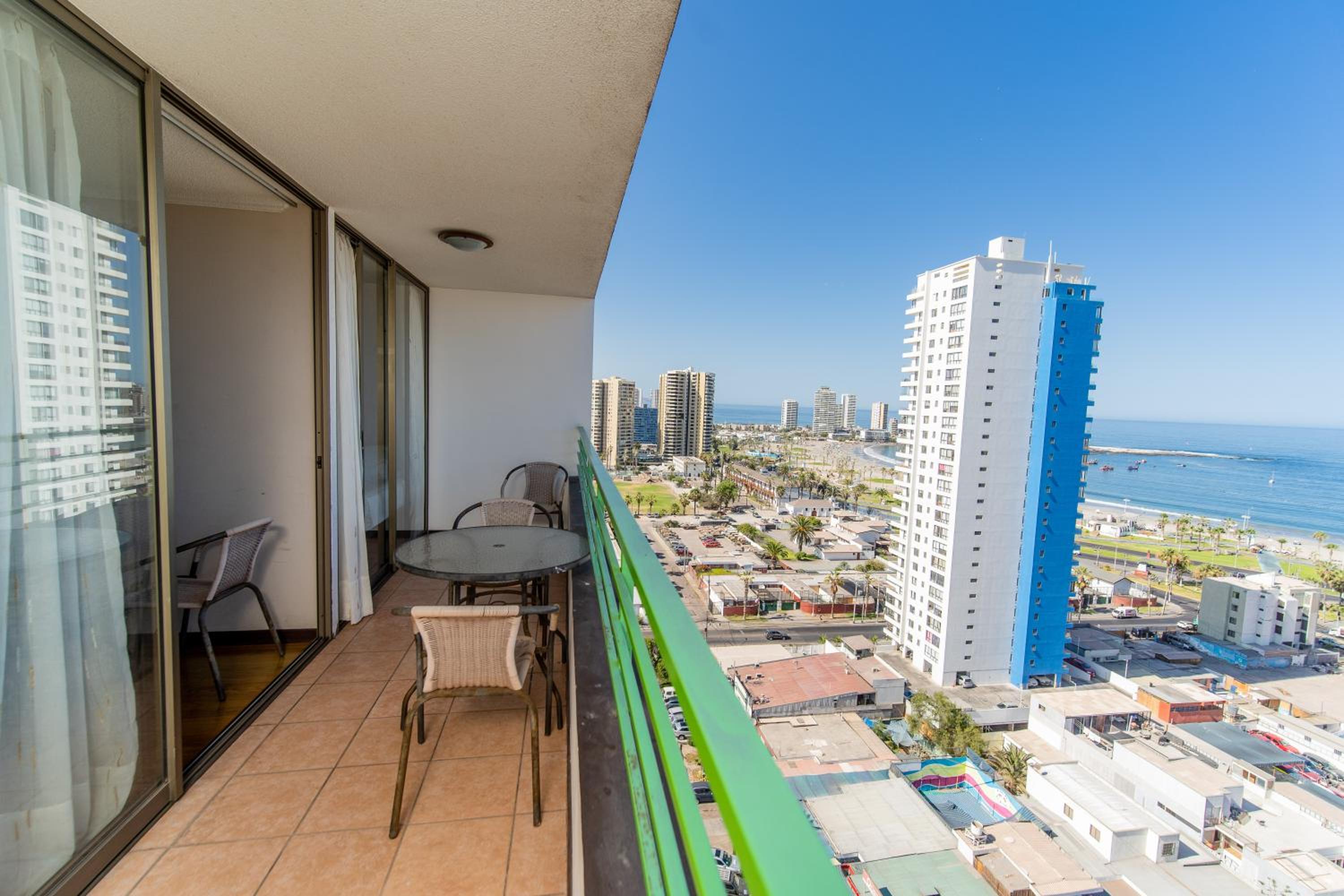 Apartment with Sea View photo 2