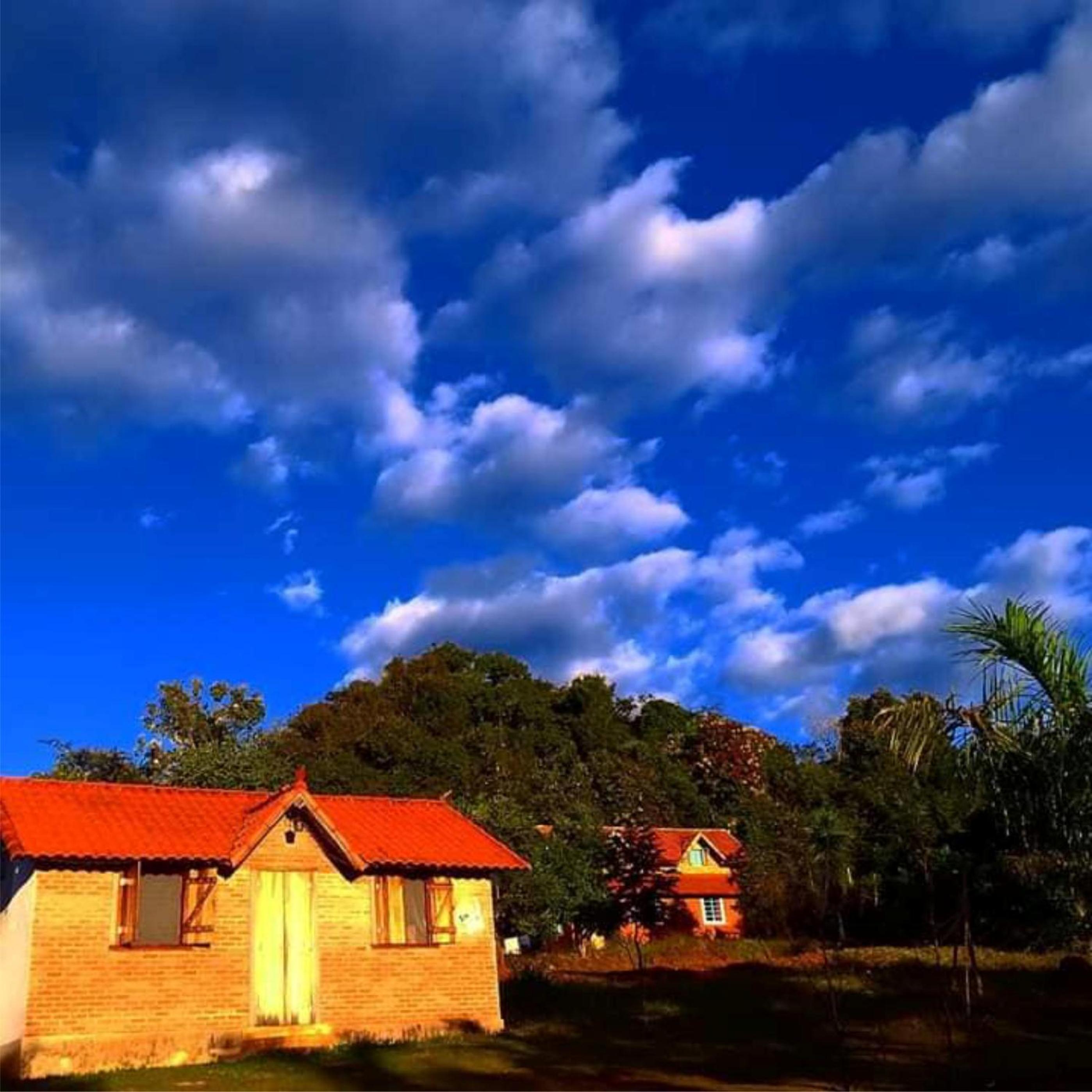 Chalet ( 6 Adults) photo 2