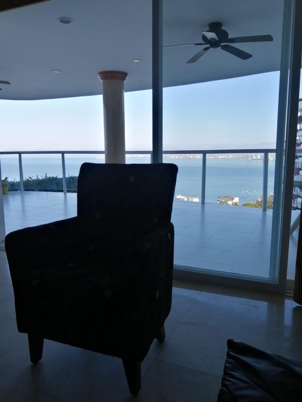 Queen Suite with Sea View photo 2