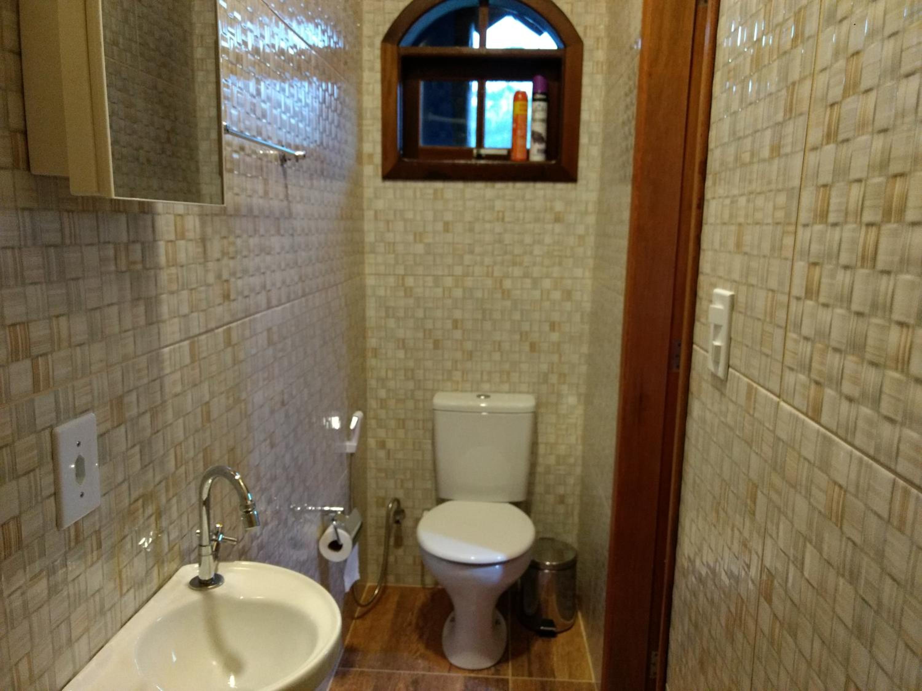 Suite with Balcony - Photo 16