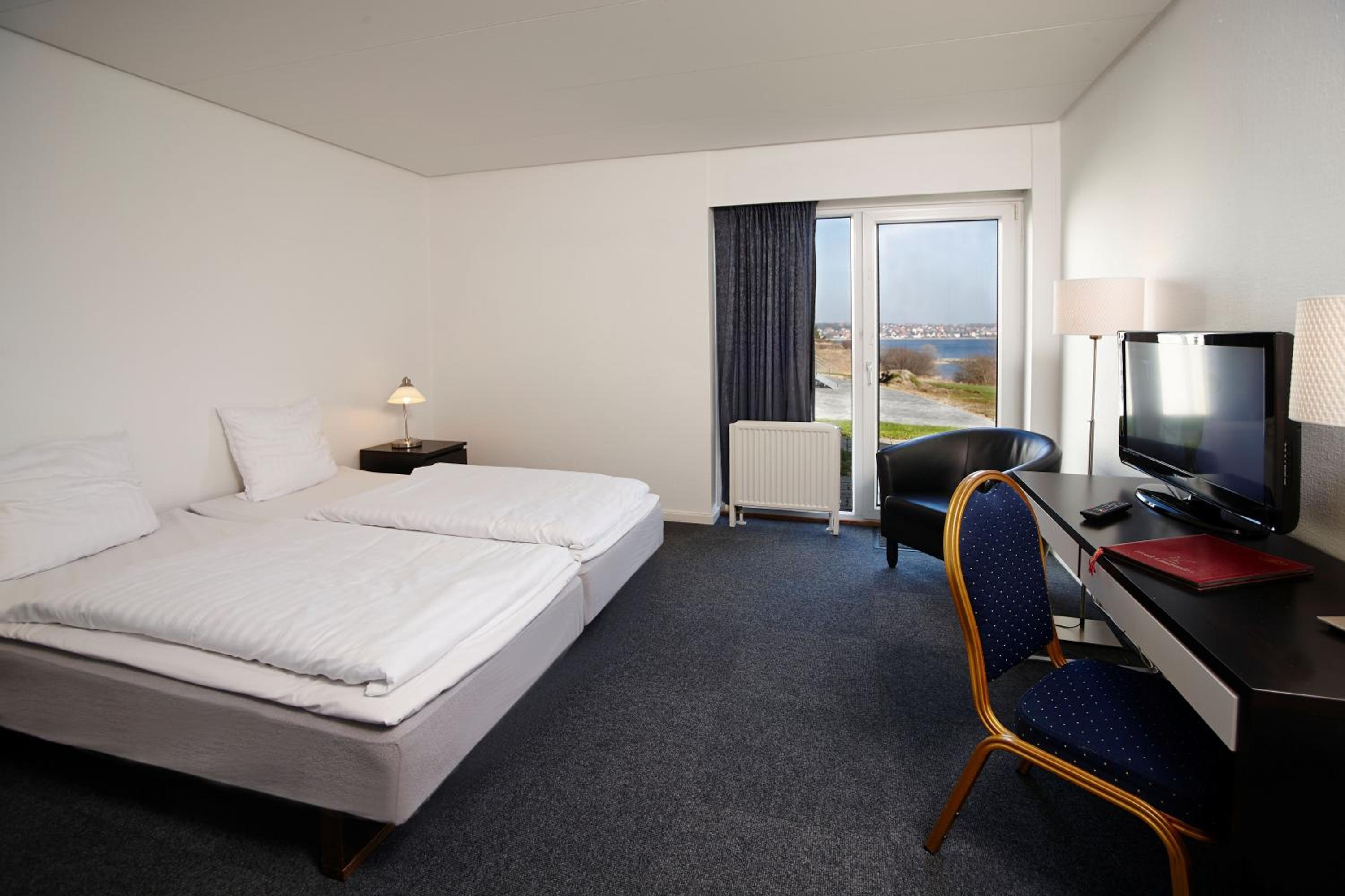 Double or Twin Room - Photo 1