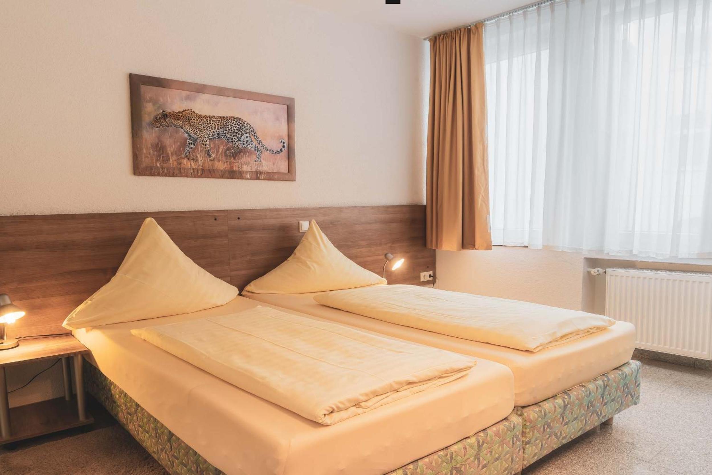 Double Room - Photo 10