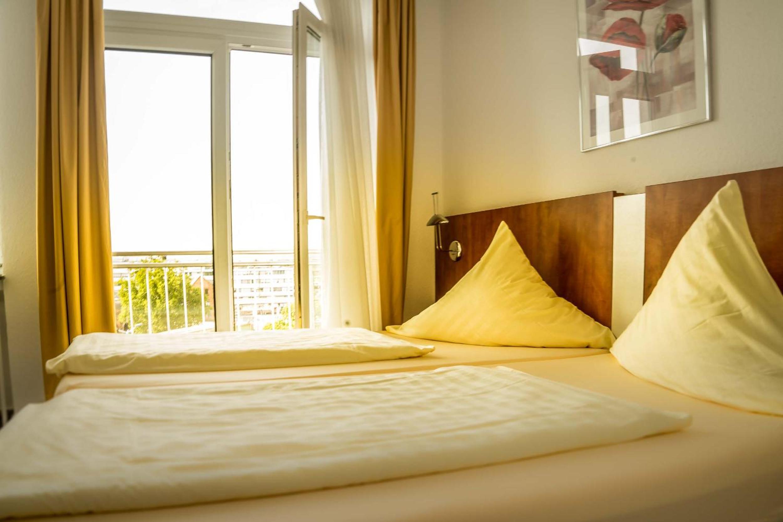 Double Room - Photo 2