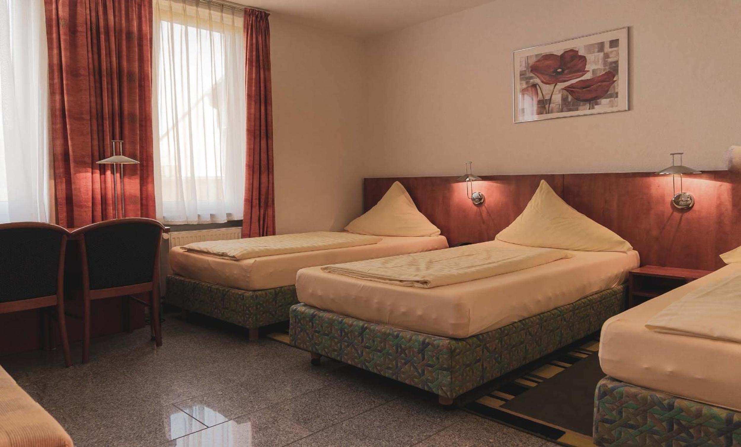 Triple Room - Photo 2
