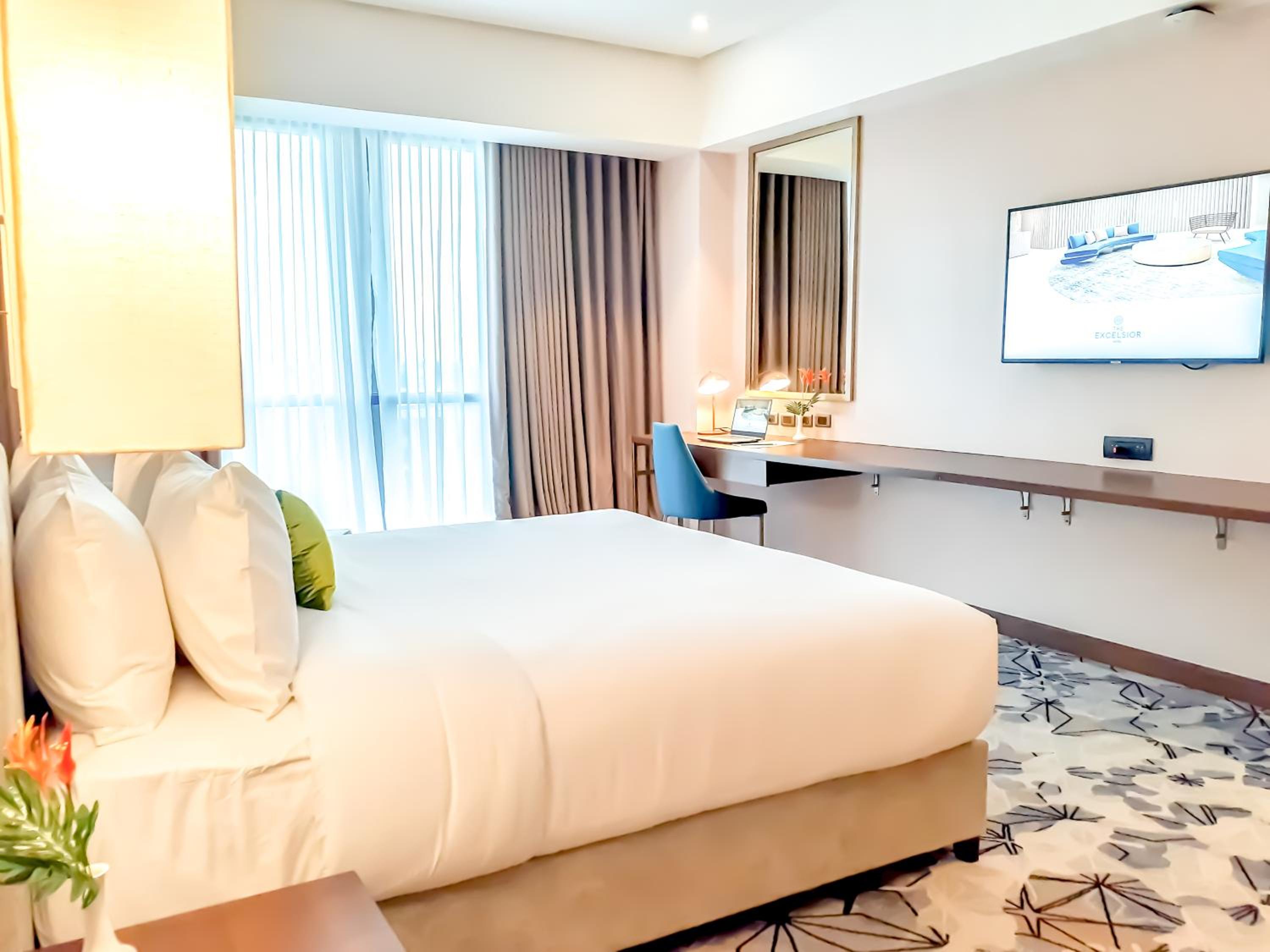 Two Bedroom Suite - Photo 3