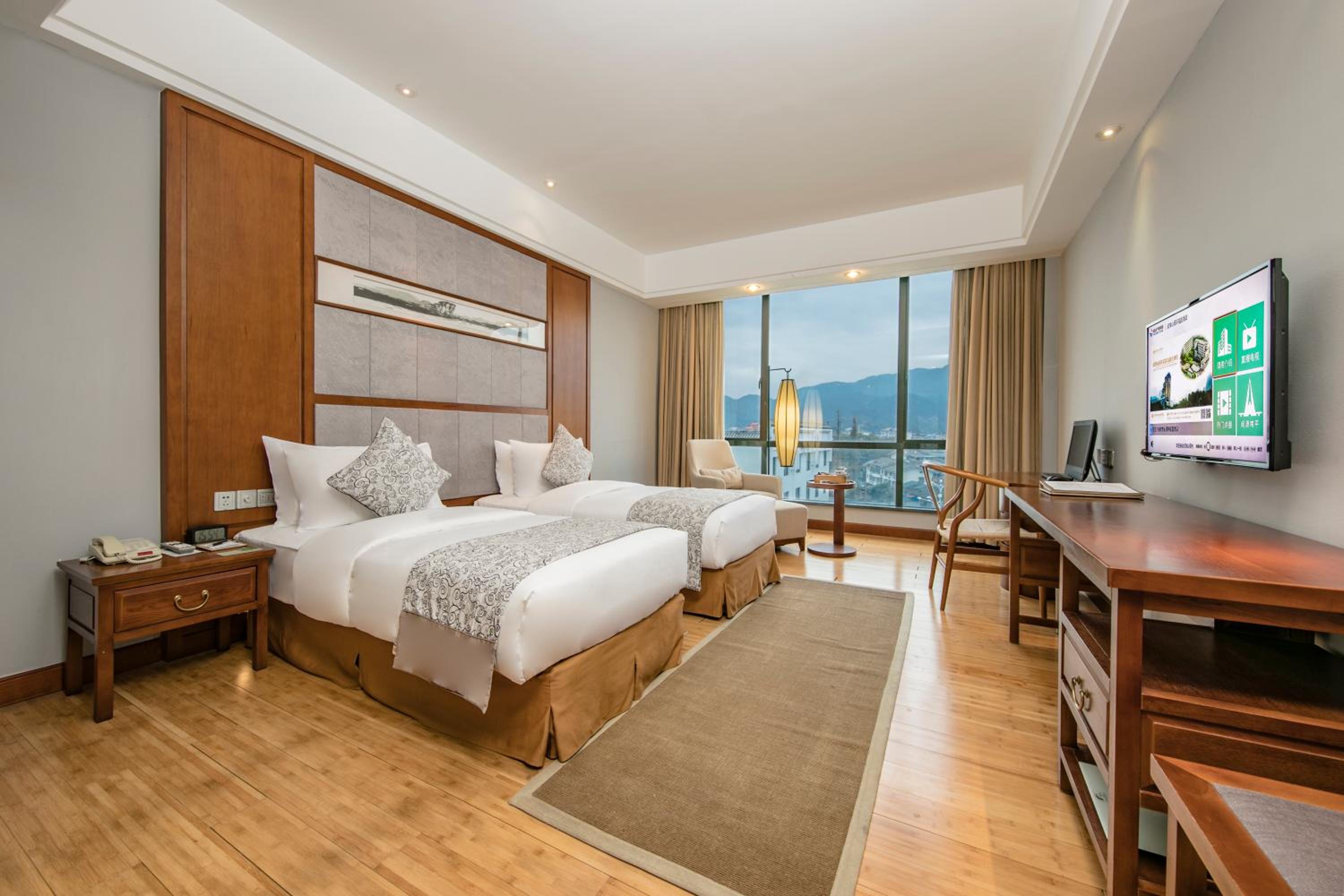 Deluxe Twin Room photo 2