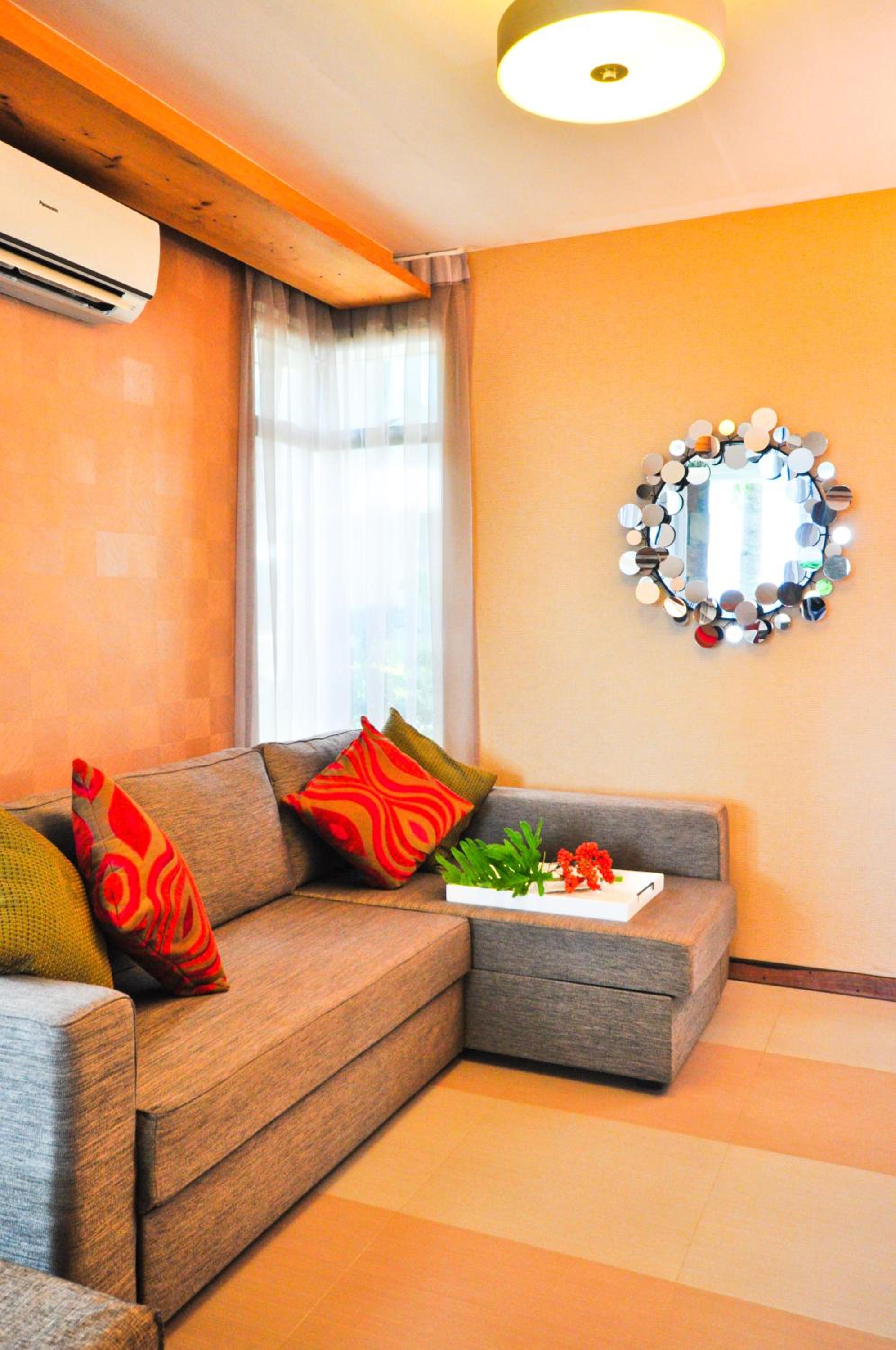 Three-Bedroom Villa - Photo 6