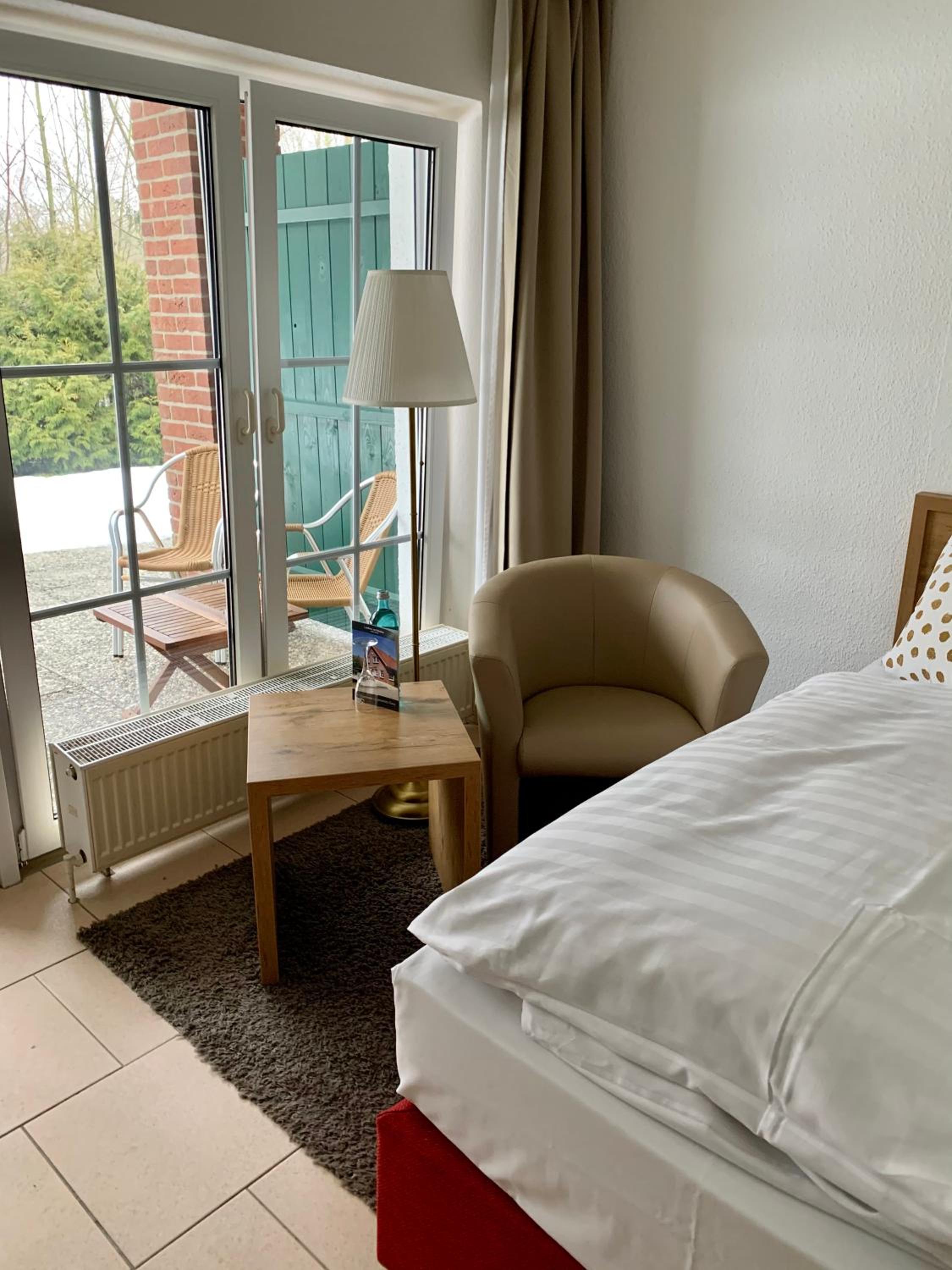 Standard Twin Room photo 3