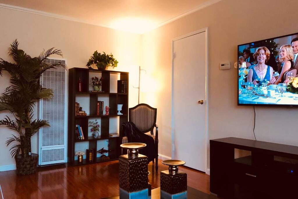Two-Bedroom Apartment - Photo 32