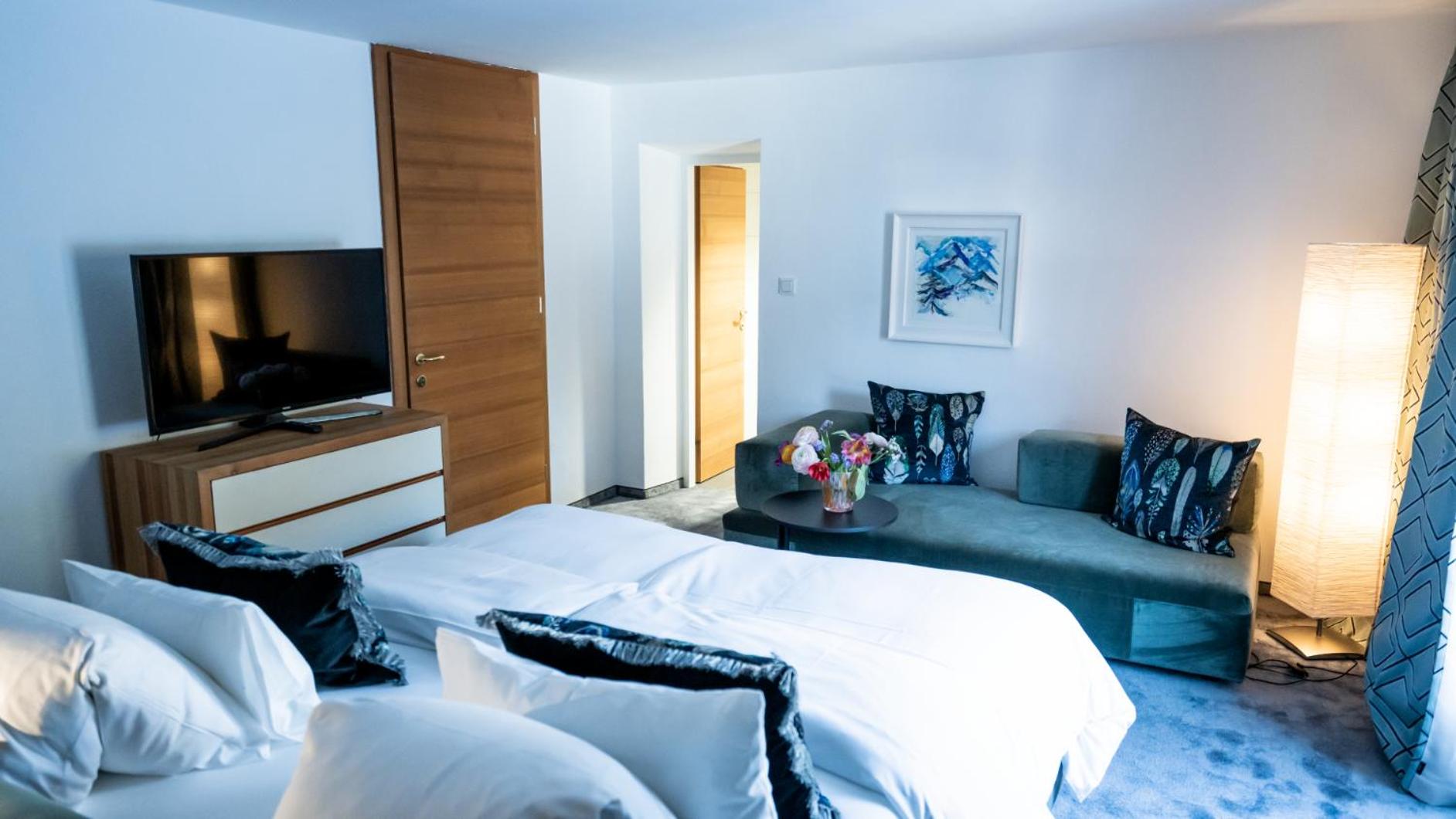 Double Room - Photo 3