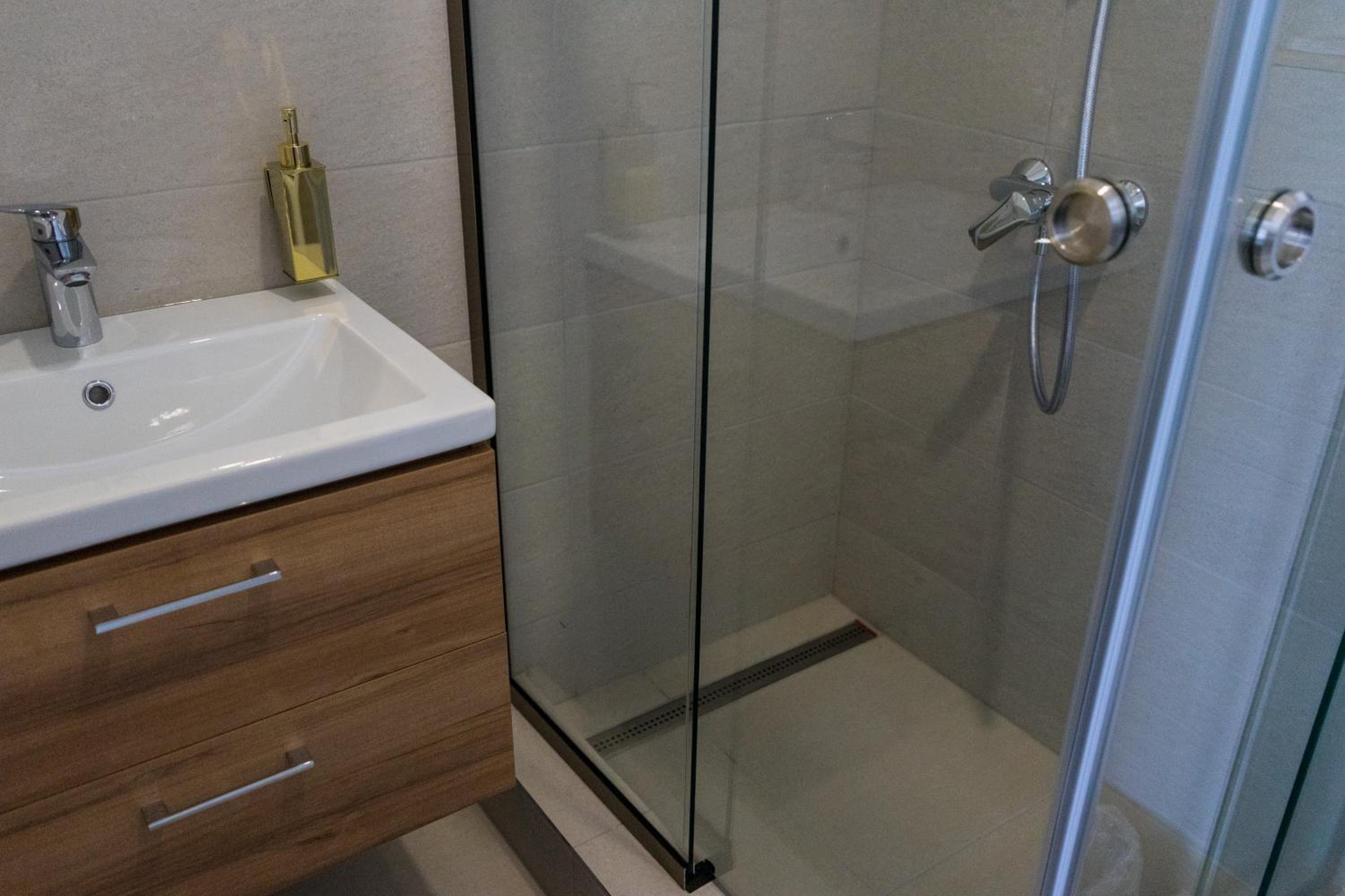 Superior Double Room - Photo 9