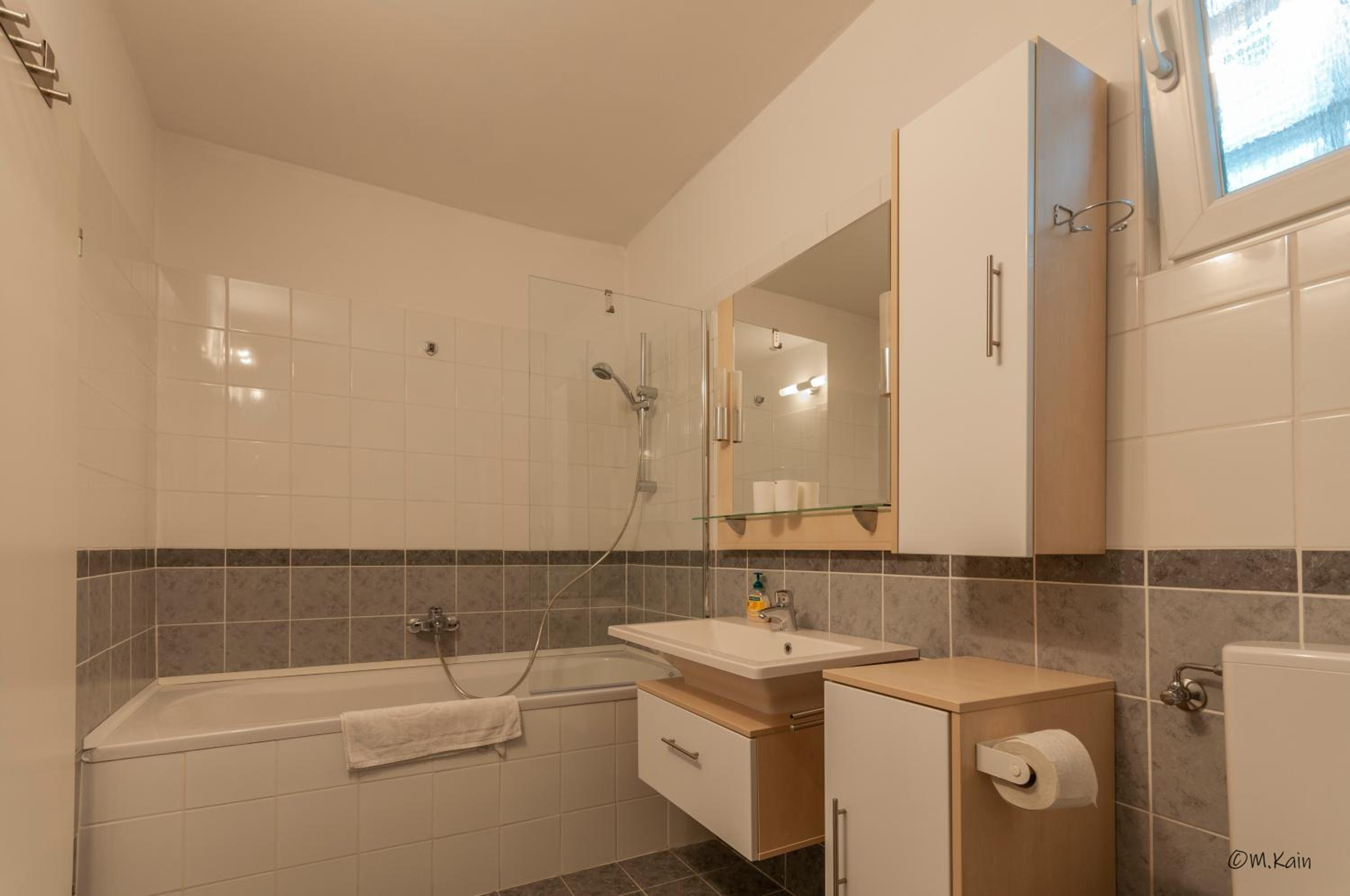 Apartment with Garden View - Photo 19
