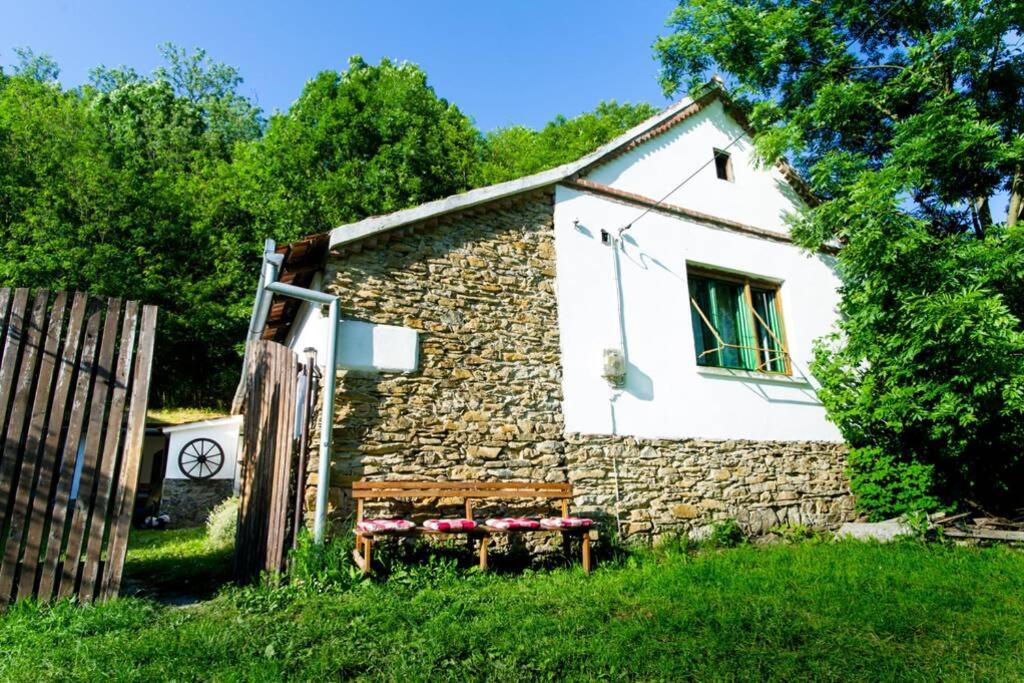 Two-Bedroom House - Photo 11