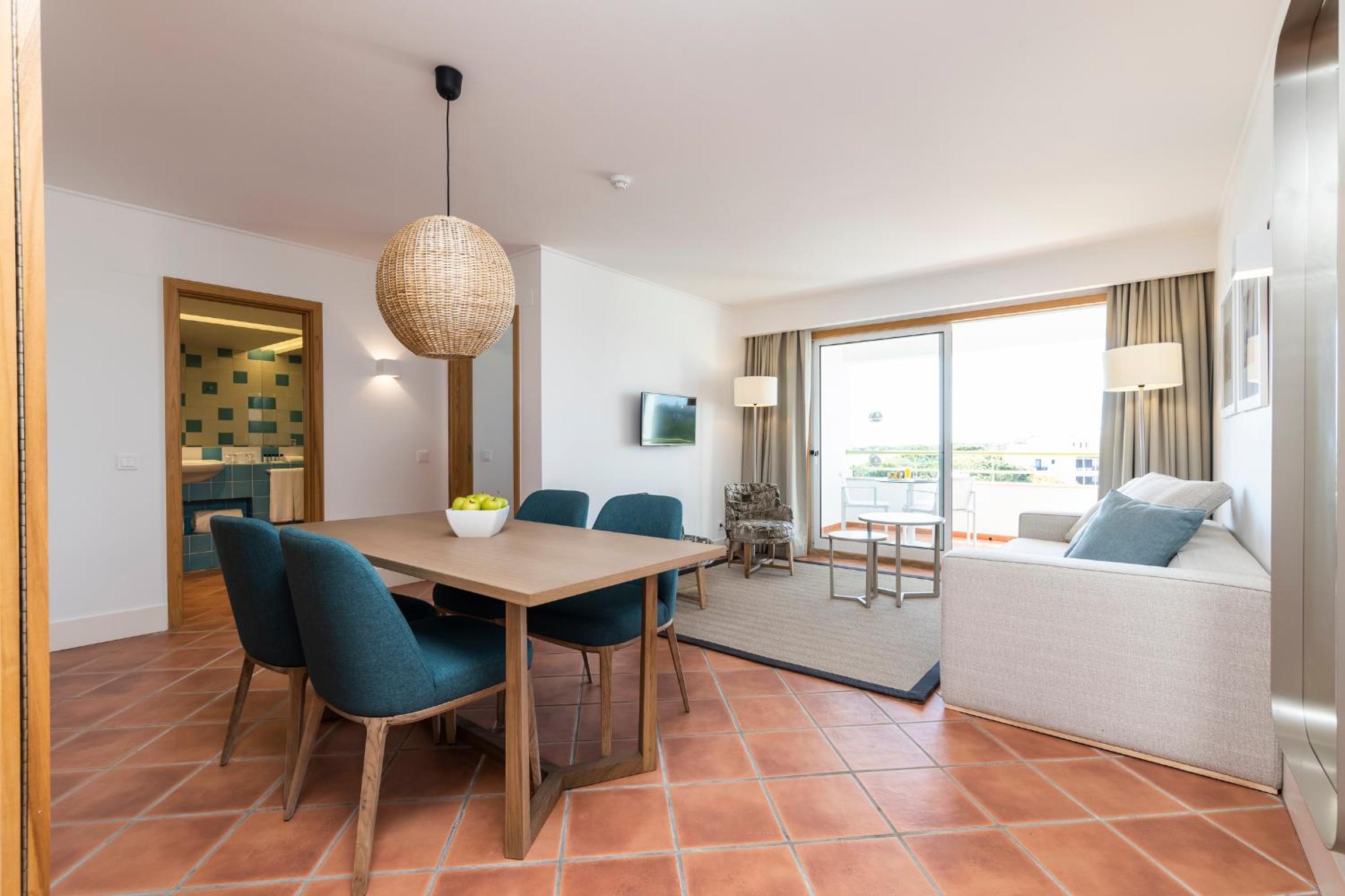 Standard One-Bedroom Apartment - Photo 7