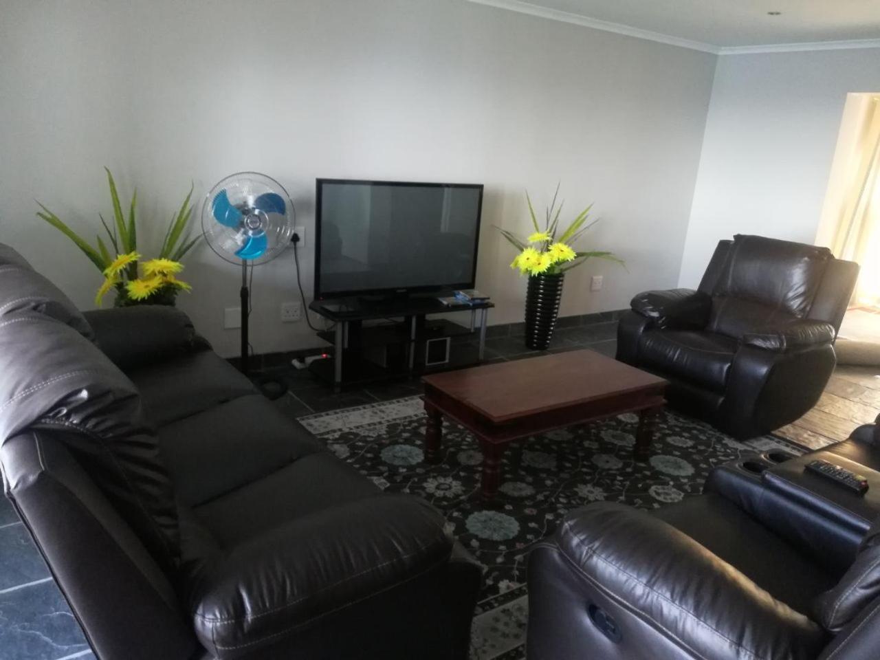 Apartment - Photo 11