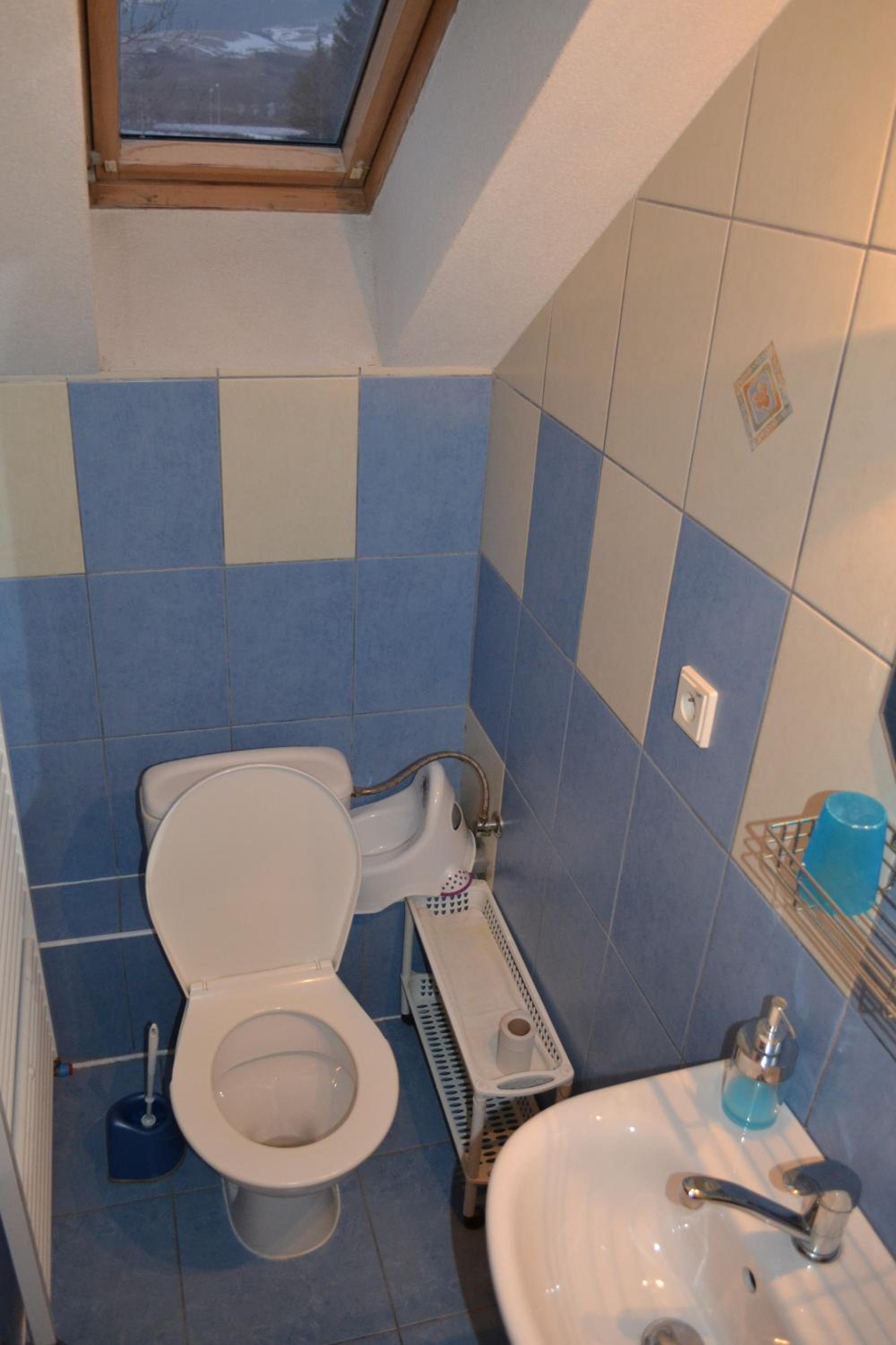 Three-Bedroom Apartment - Photo 13