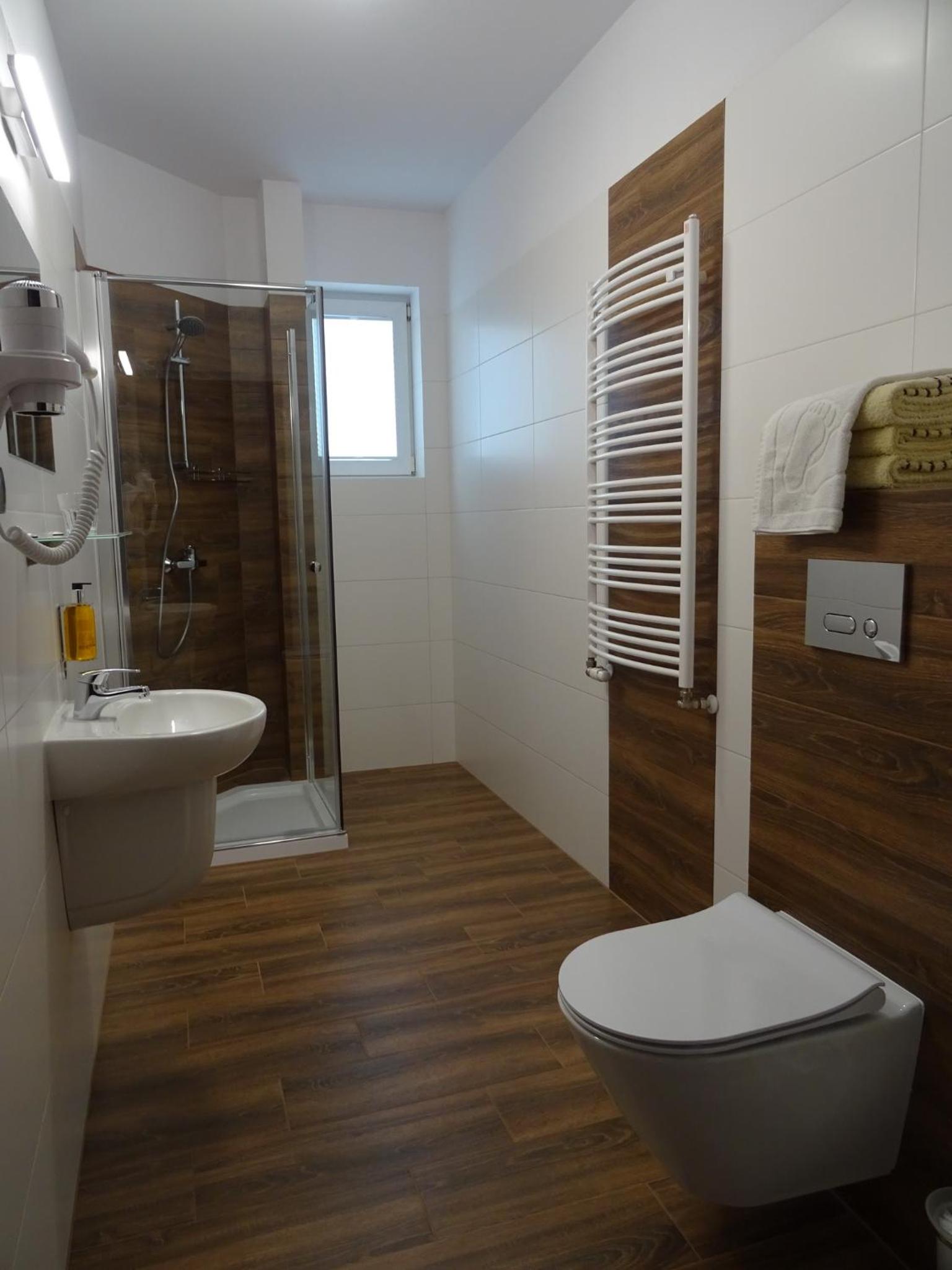 Standard Triple Room photo 3