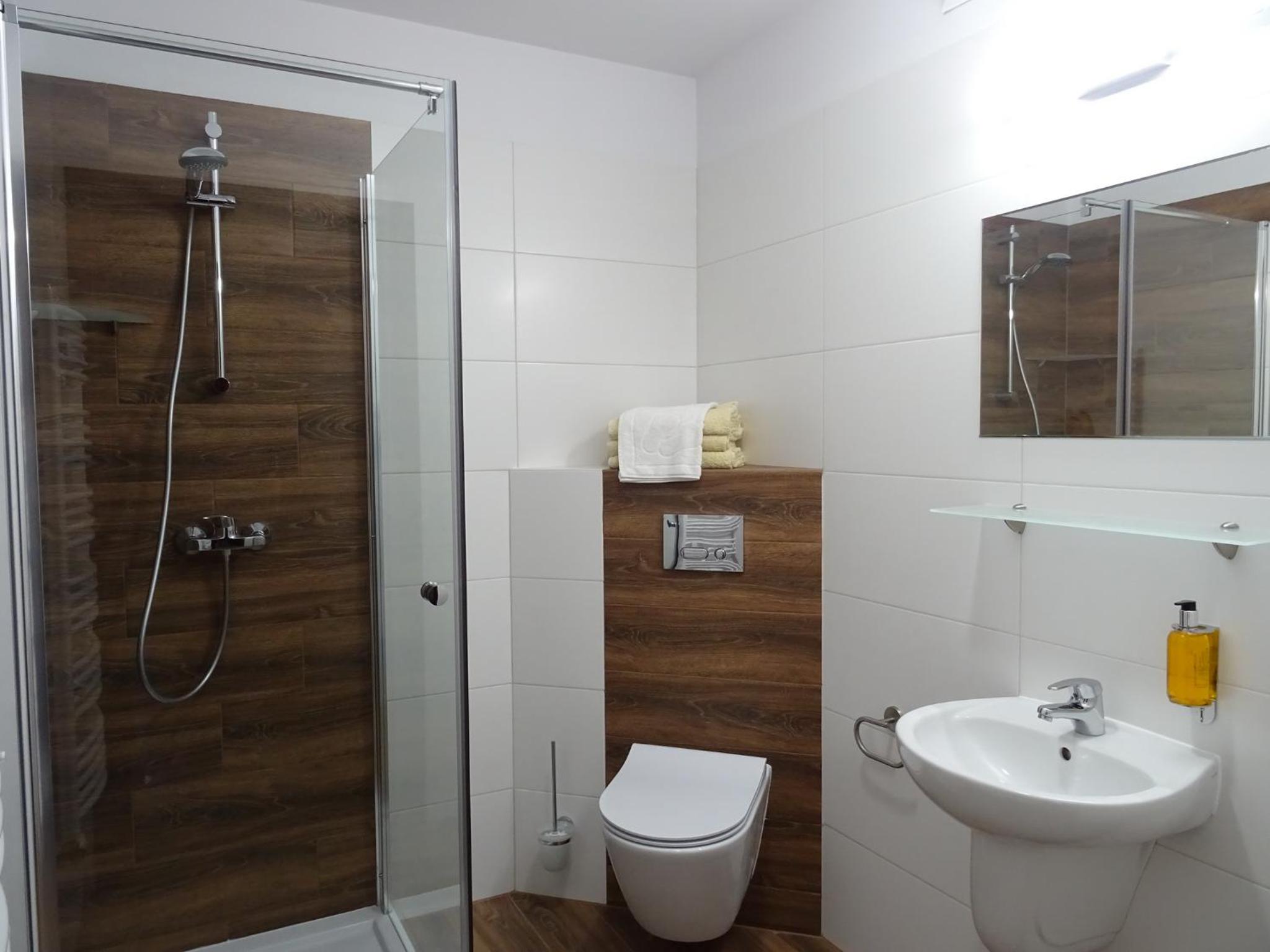 Large Double Room photo 3