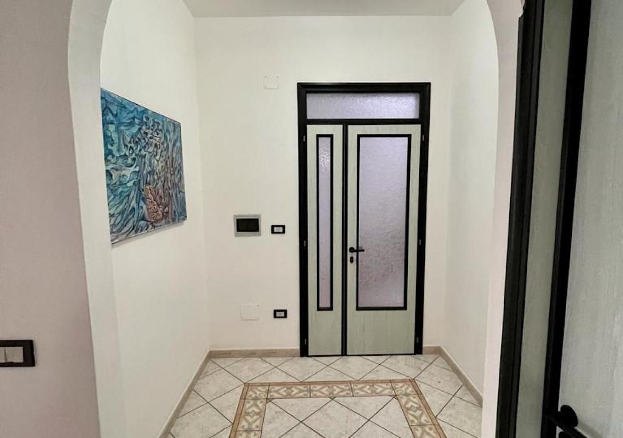 Two-Bedroom House - Photo 14