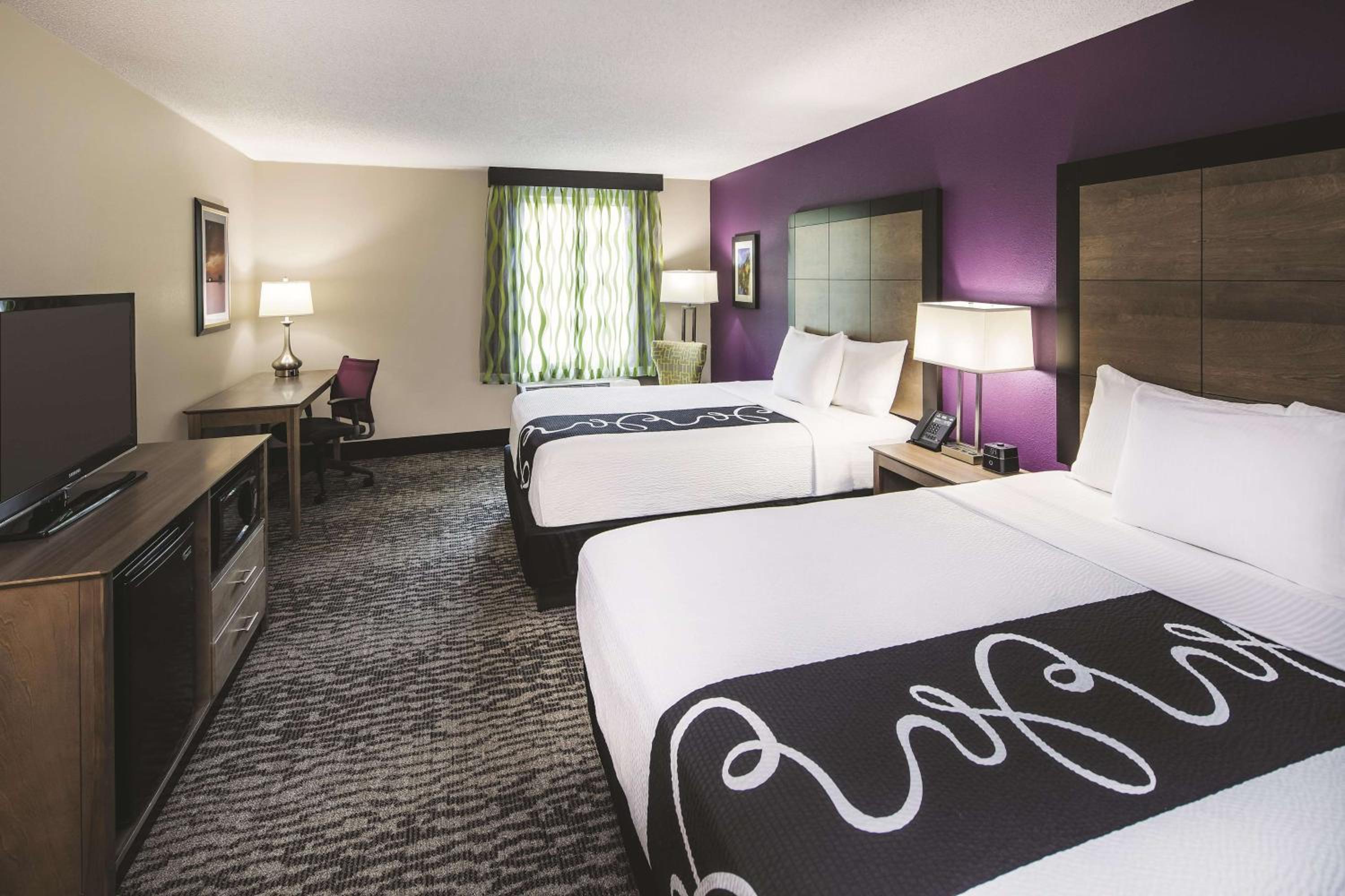 Studio Suite with Two Queen Beds - Non-Smoking