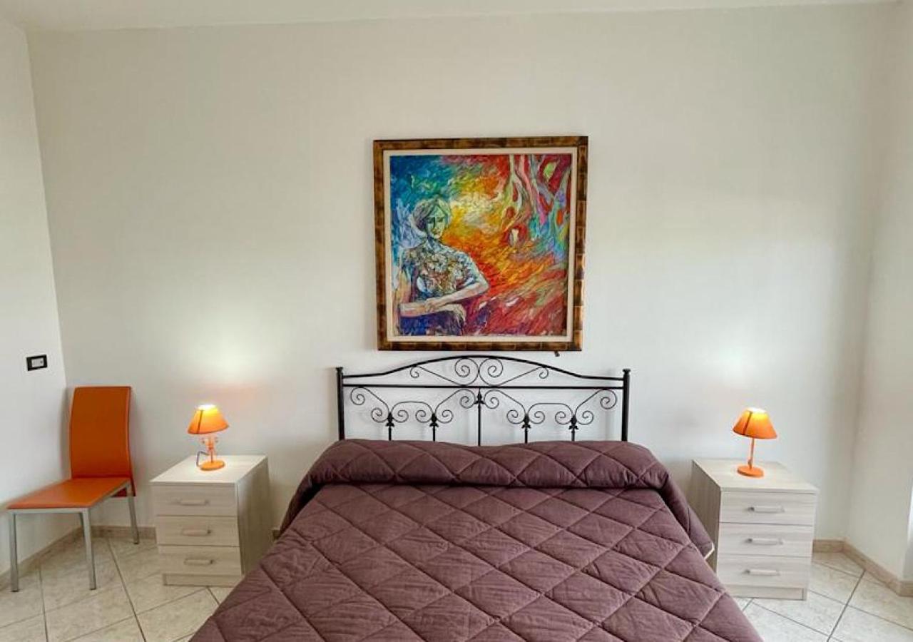 Two-Bedroom House - Photo 20