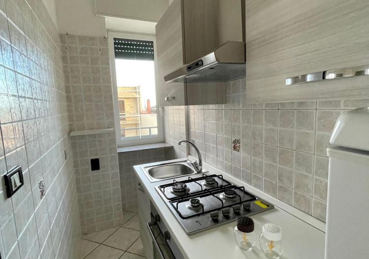 Two-Bedroom House - Photo 11