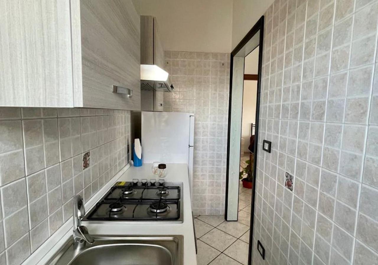Two-Bedroom House - Photo 10