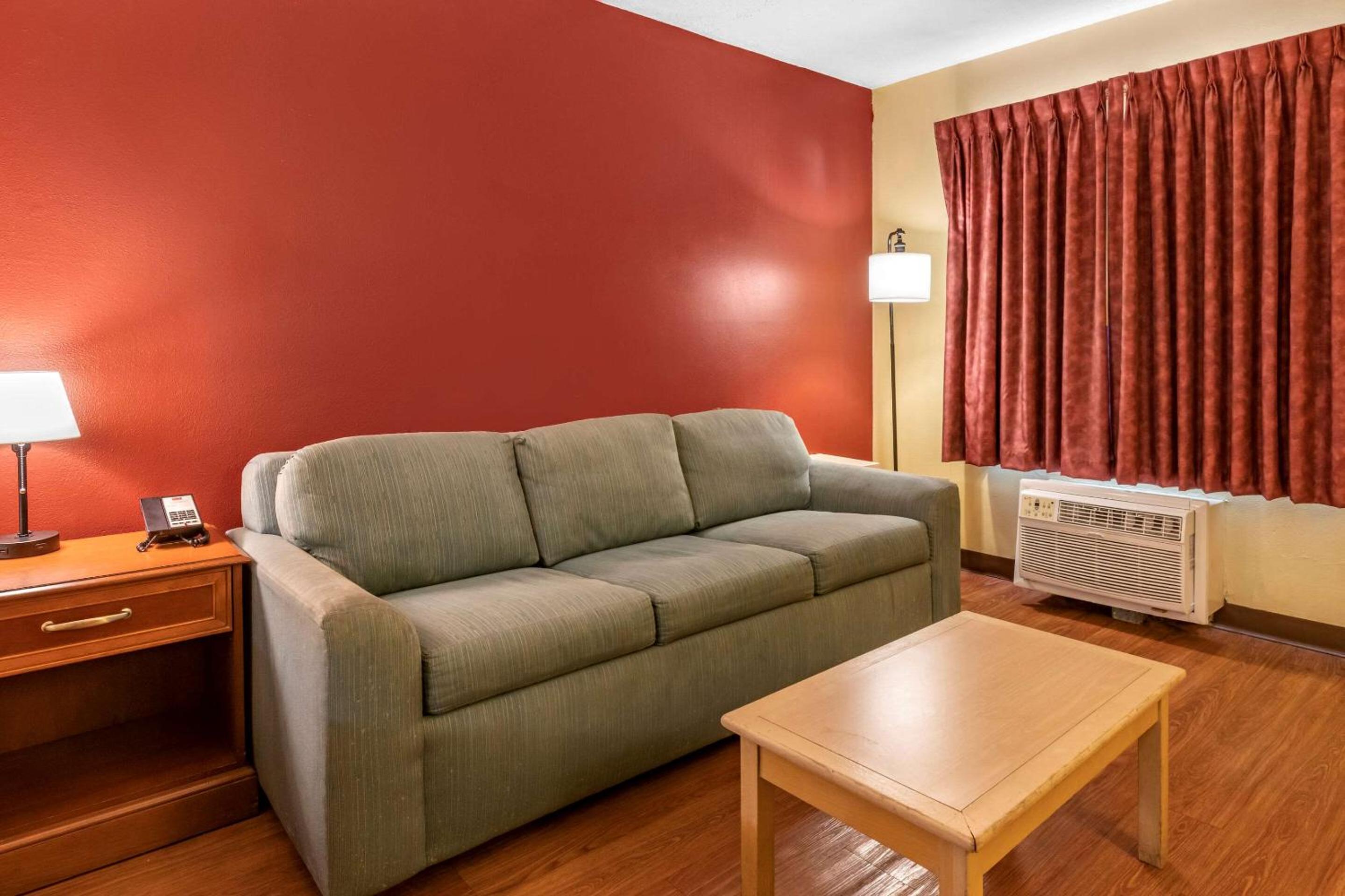 Double Room - Non-Smoking  photo 1