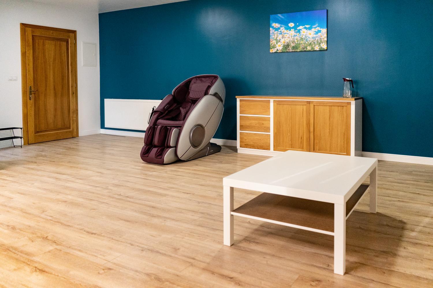 Two-Bedroom Apartment - Photo 16