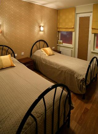 Žalioji street 34 - Three-Bedroom Apartment - Photo 4