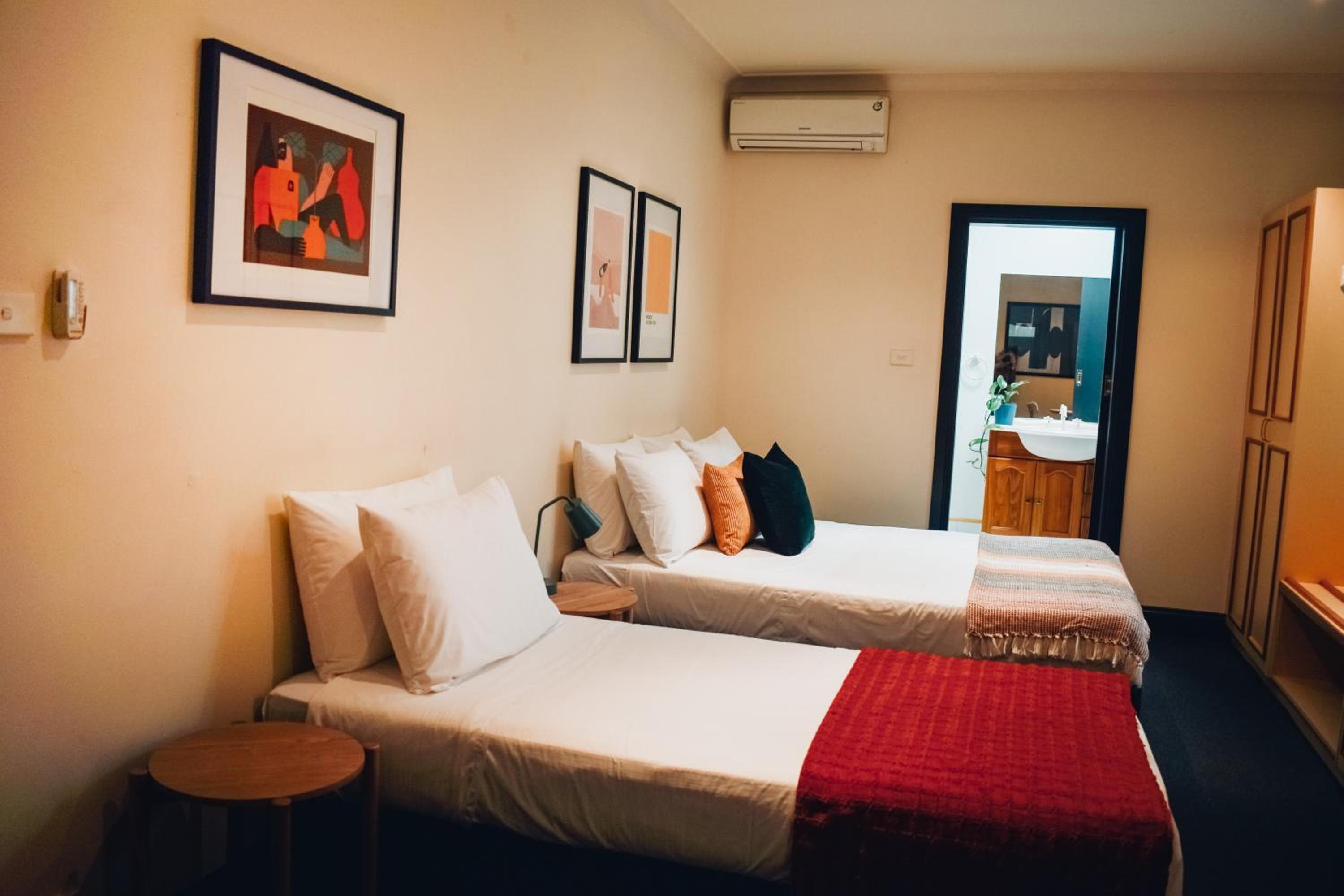 Triple Room