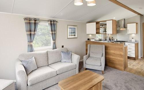 2 Bed Superior Caravan photo 2