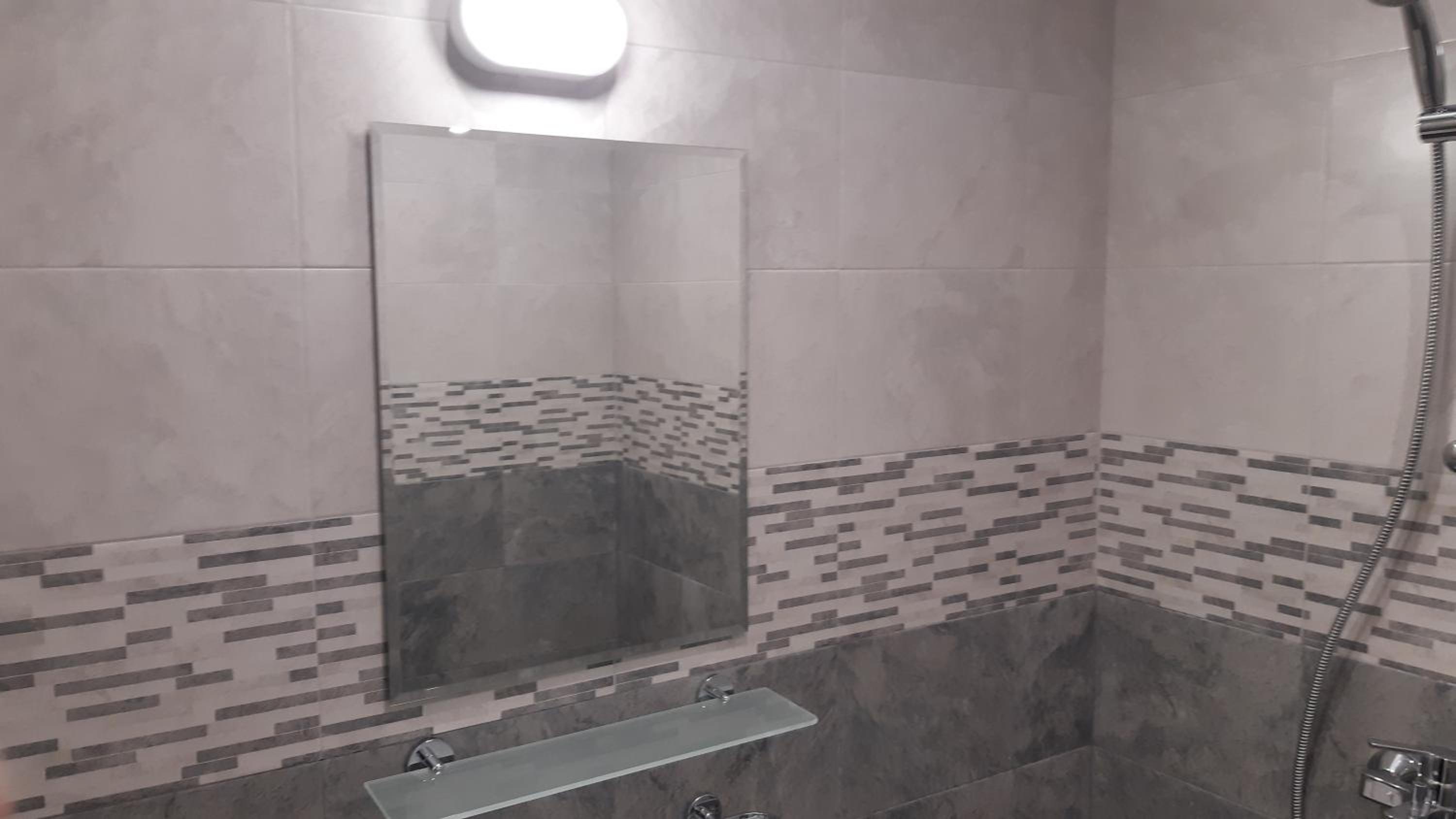 Twin Room - Photo 7