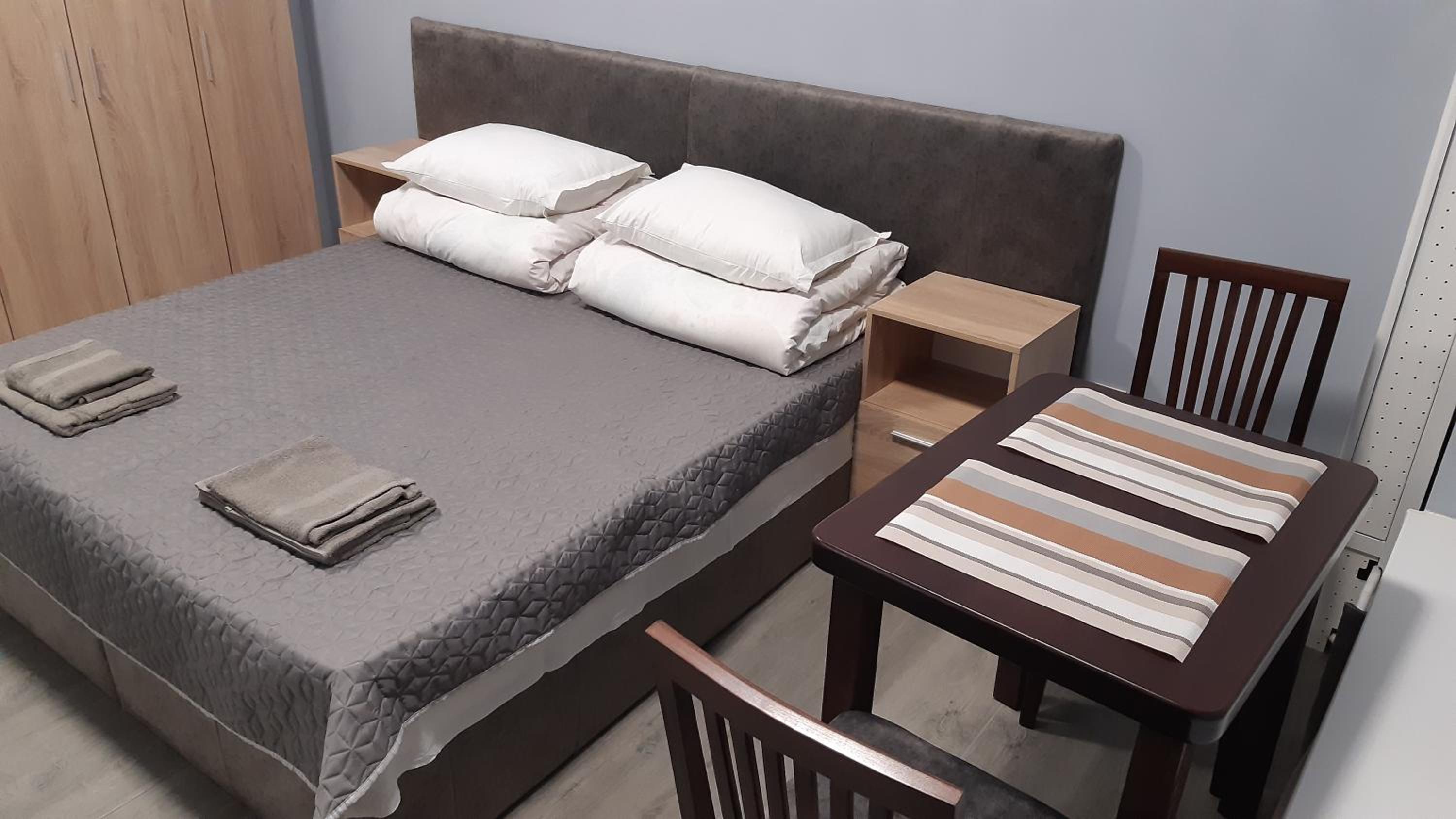 Double Room - Photo 9