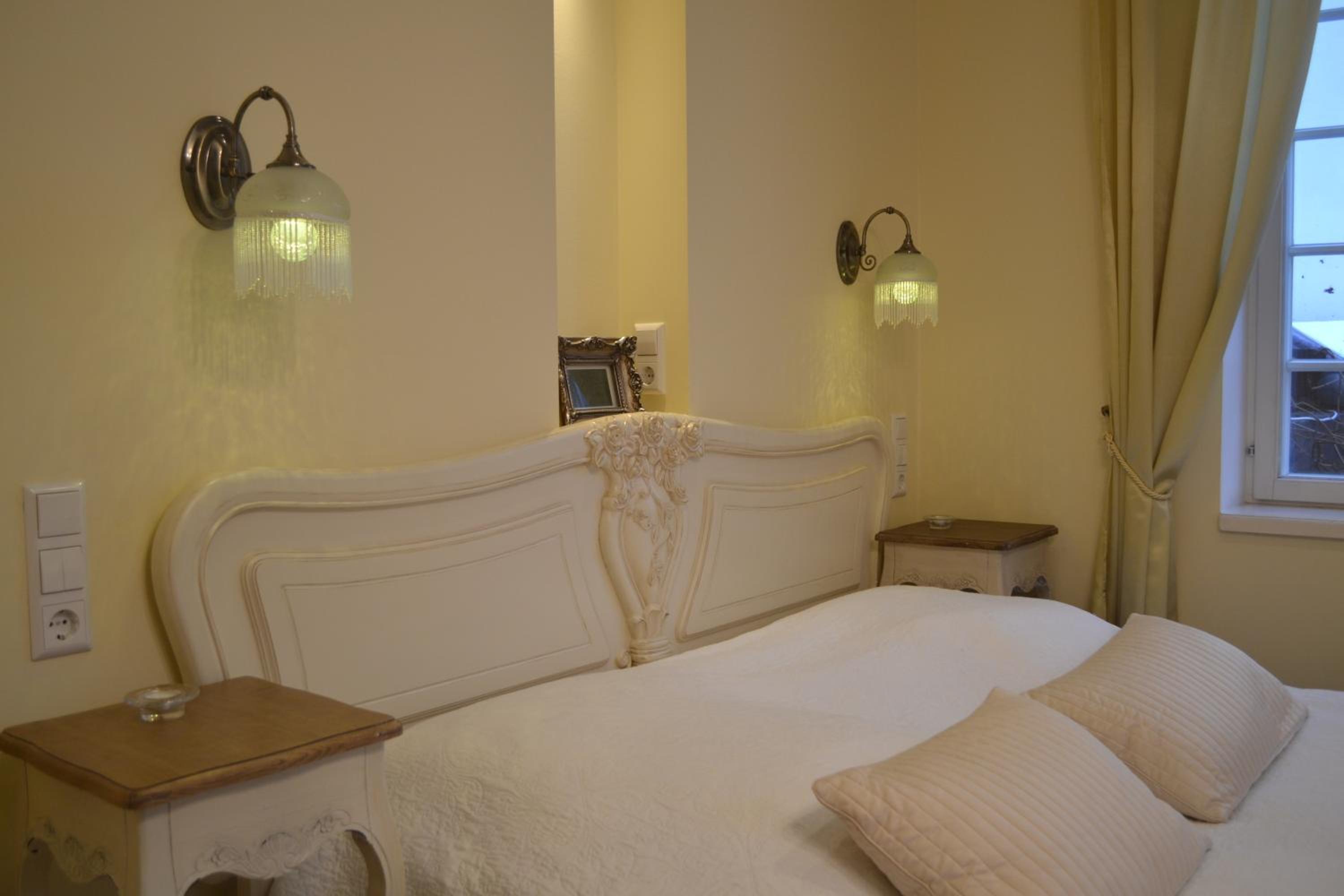 Double or Twin Room - Photo 19