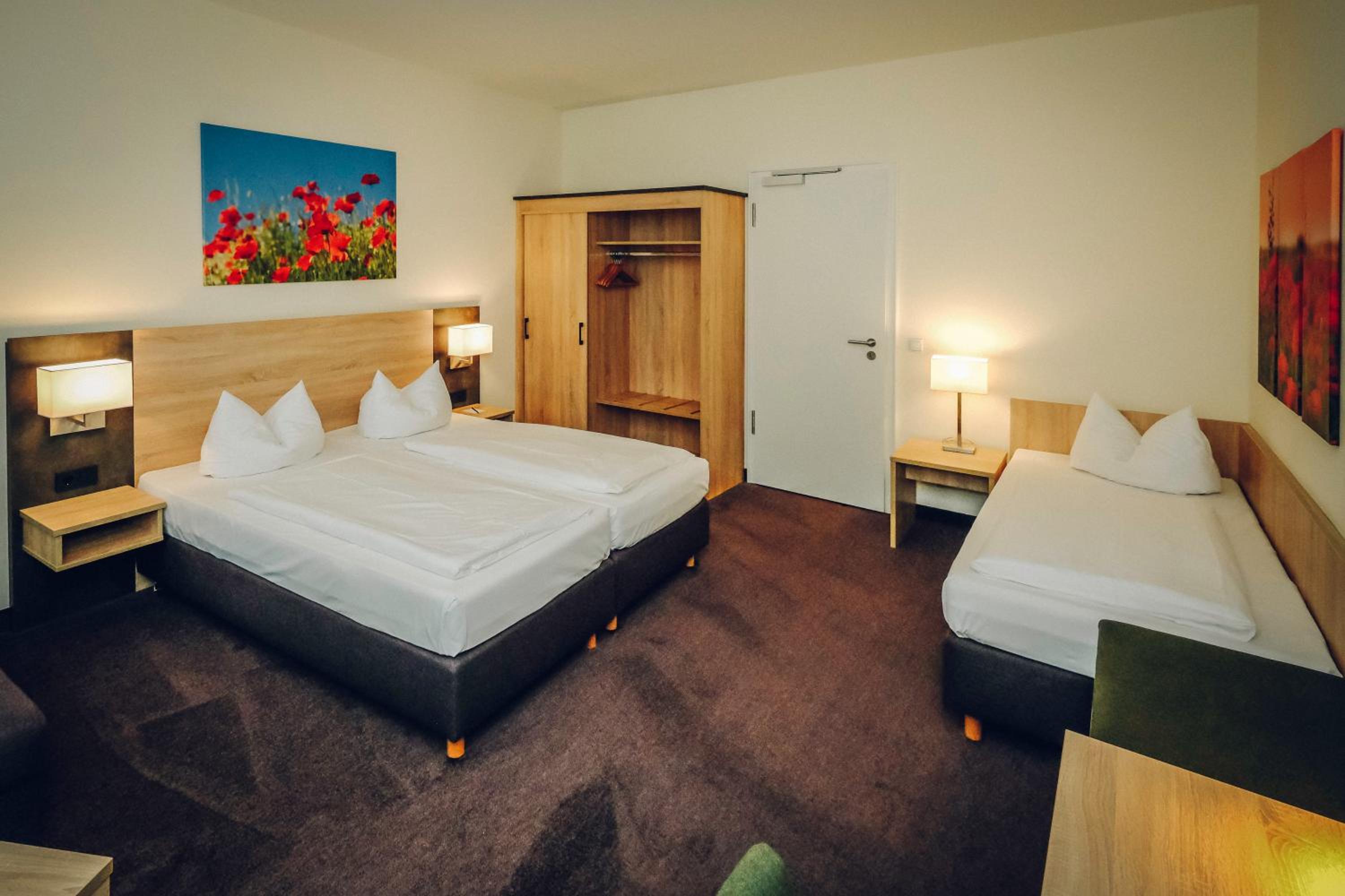 Triple Room - Photo 4